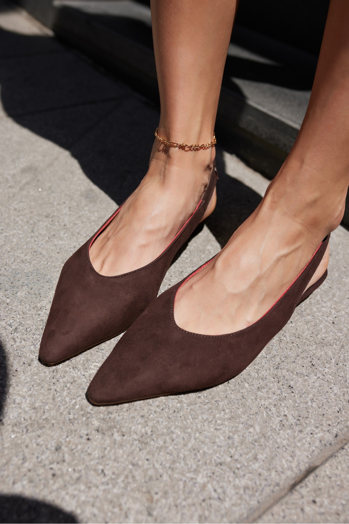 VERA KADIN KAHVE GERCEK DERİ SUET MİNİ TOPUKLU SLINGBACK AYAKKABİ