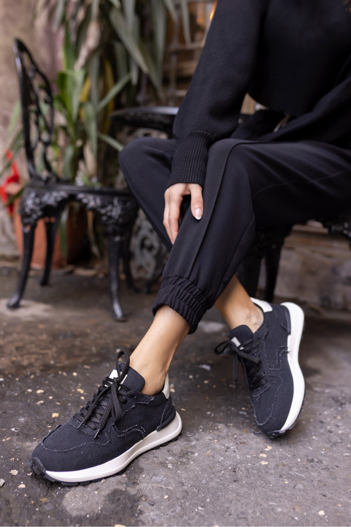 ROBİ KADİN SİYAH KETEN SNEAKER
