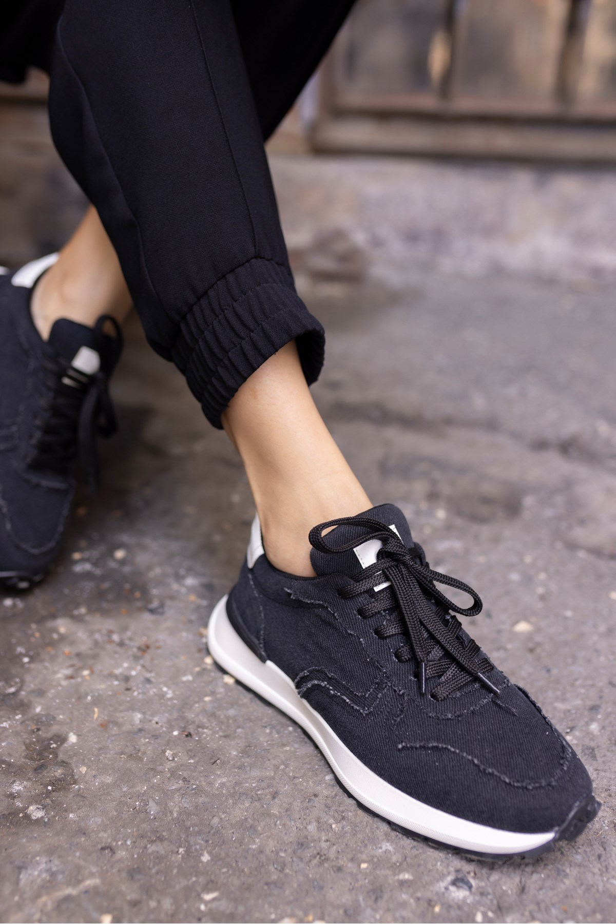 ROBİ KADİN SİYAH KETEN SNEAKER