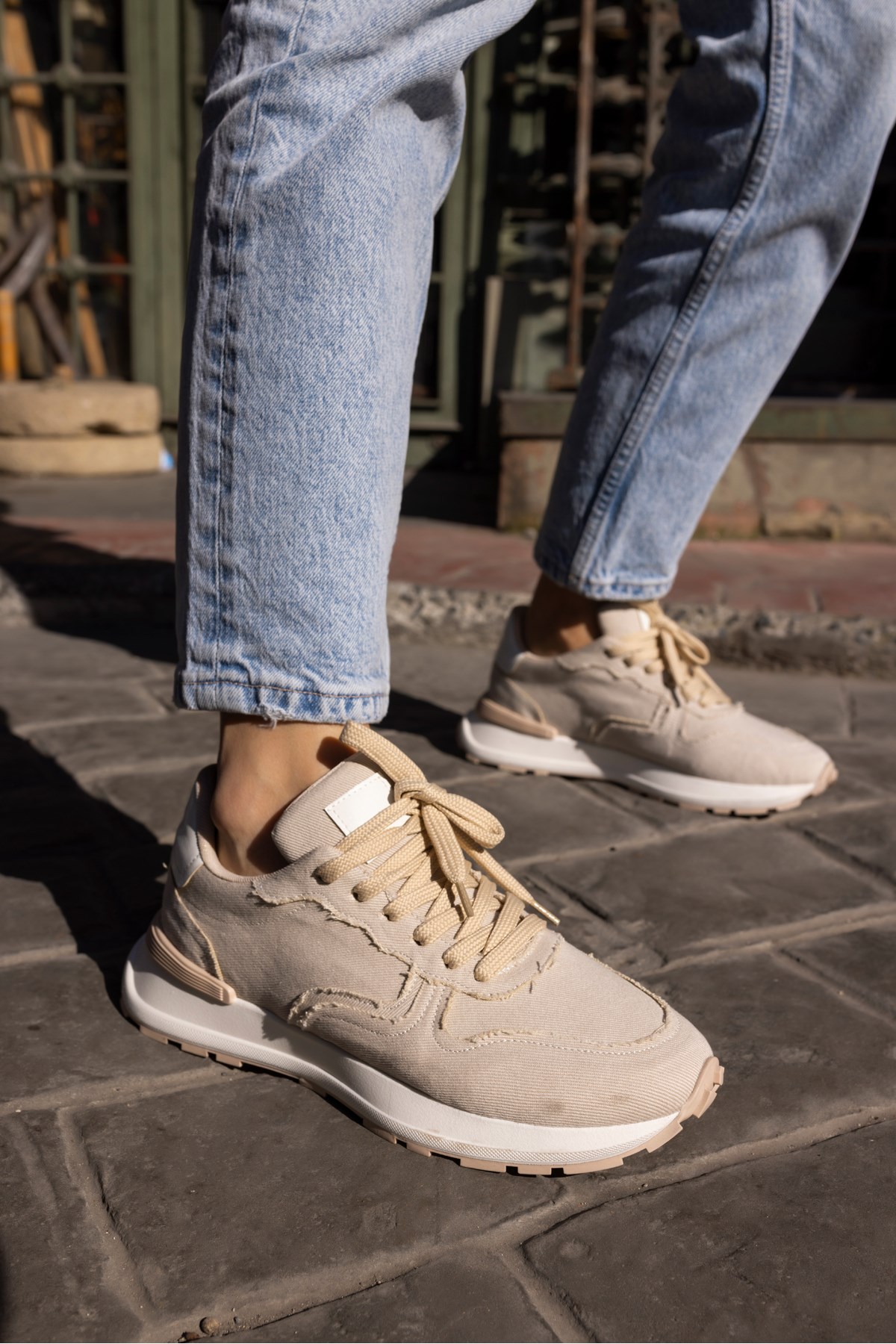 ROBİ KADİN BEJ KETEN SNEAKER