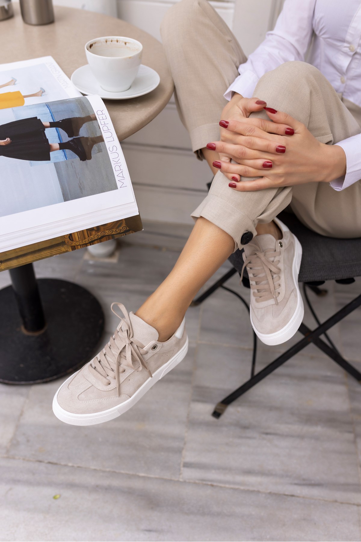 SEVENTY KADIN BEJ GERCEK DERİ SUET BAGCIKLI SNEAKER
