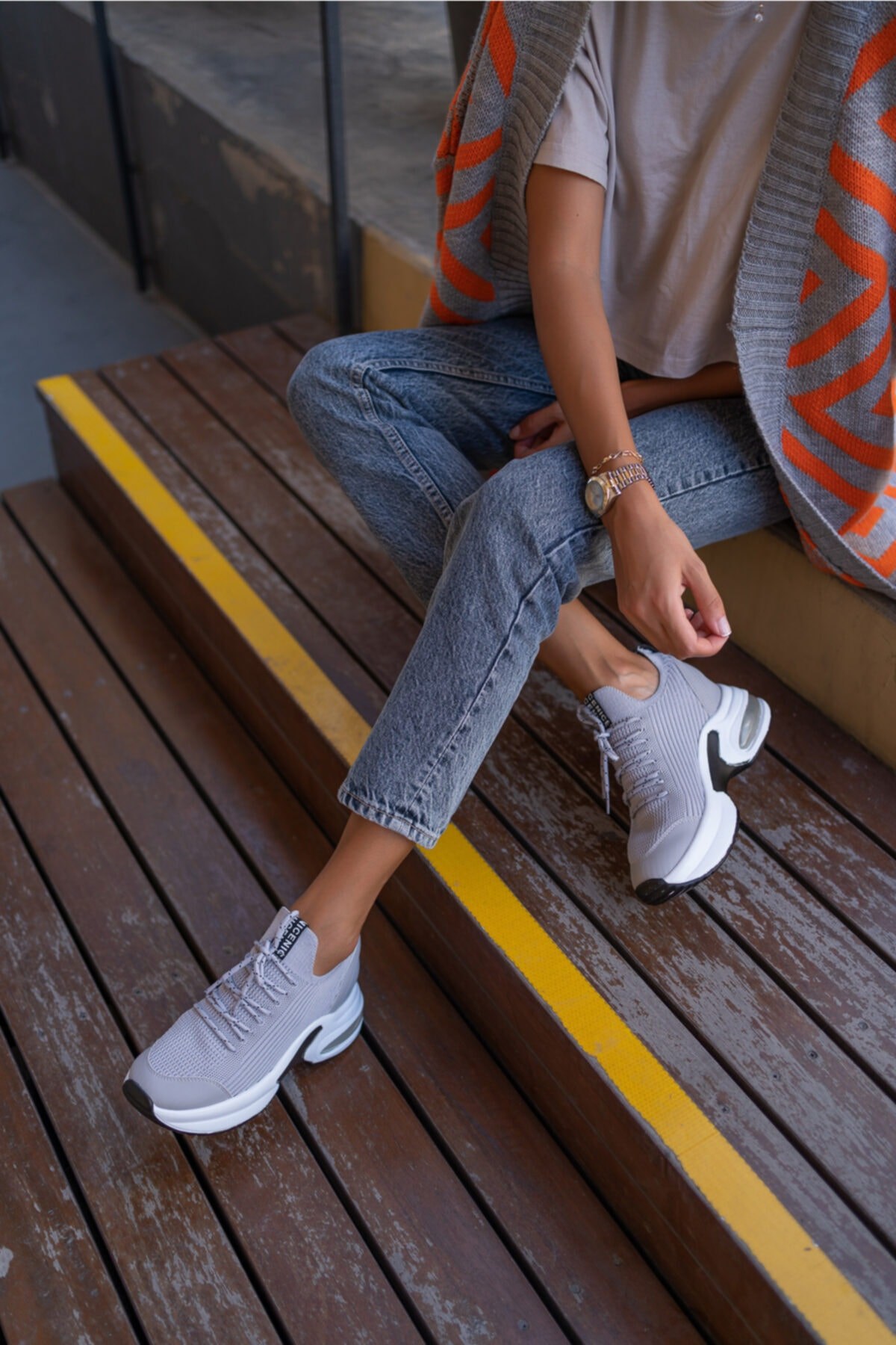 Wöber Kadin Gri Dolgu Topuk Trıko Sneakers
