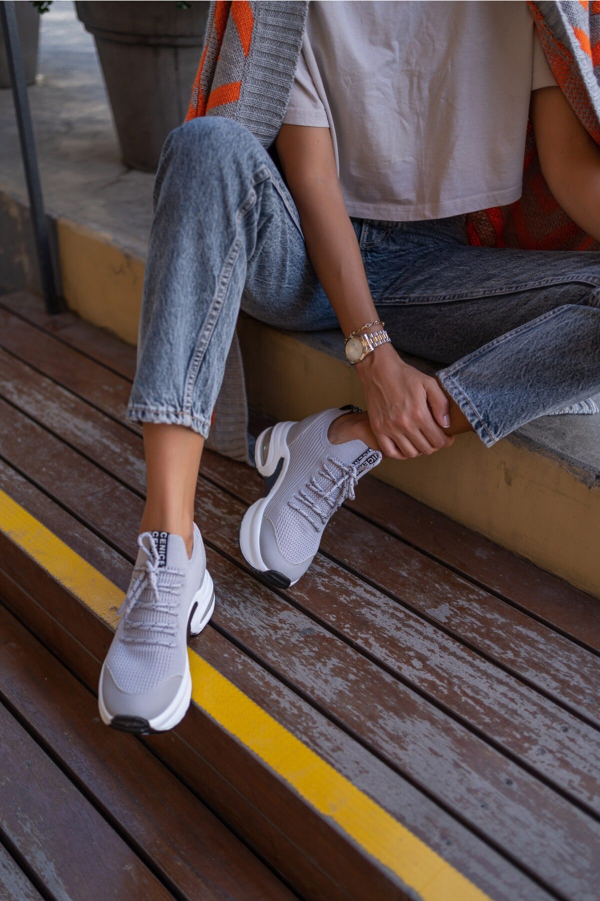 Wöber Kadin Gri Dolgu Topuk Trıko Sneakers