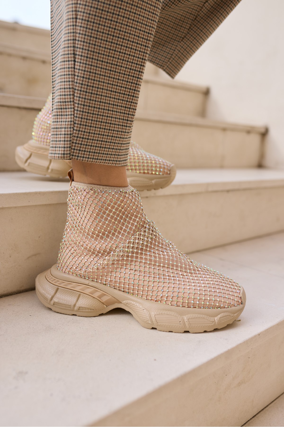 DEJAA KADİN BEJ NUDE TAŞLİ SNEAKER BOT