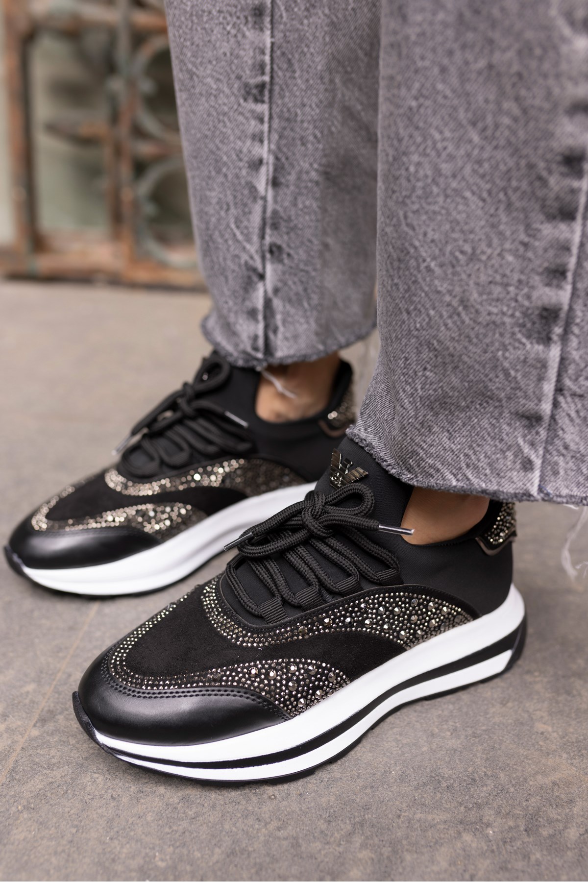 COLLE KADİN SİYAH SCUBA MALZEME SİYAH TAŞ SNEAKER