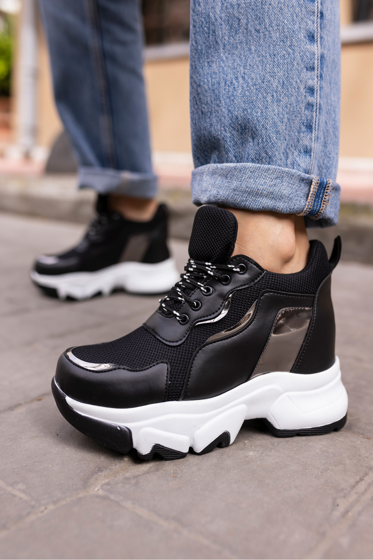 RİPA KADİN SİYAH DOLGU TOPUK SNEAKER