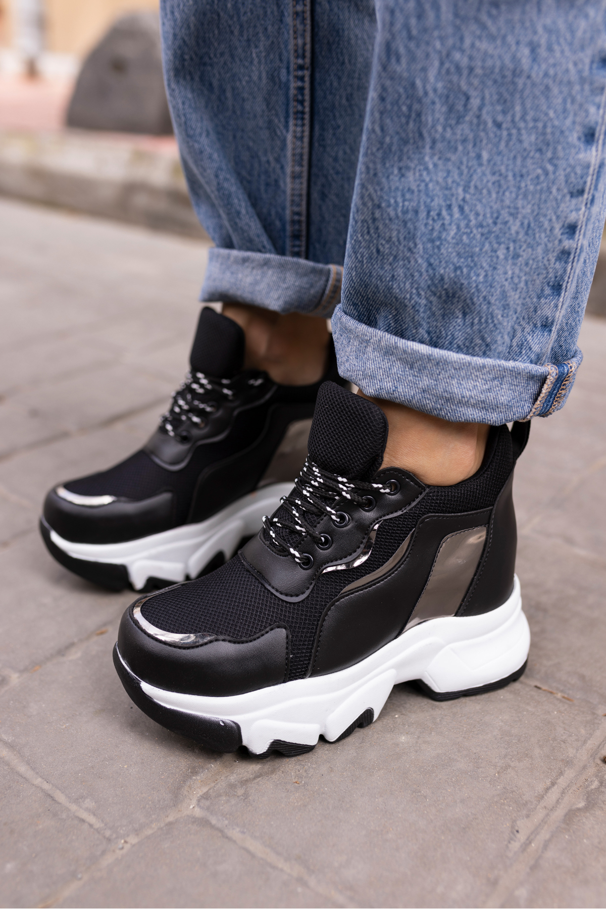 RİPA KADİN SİYAH DOLGU TOPUK SNEAKER