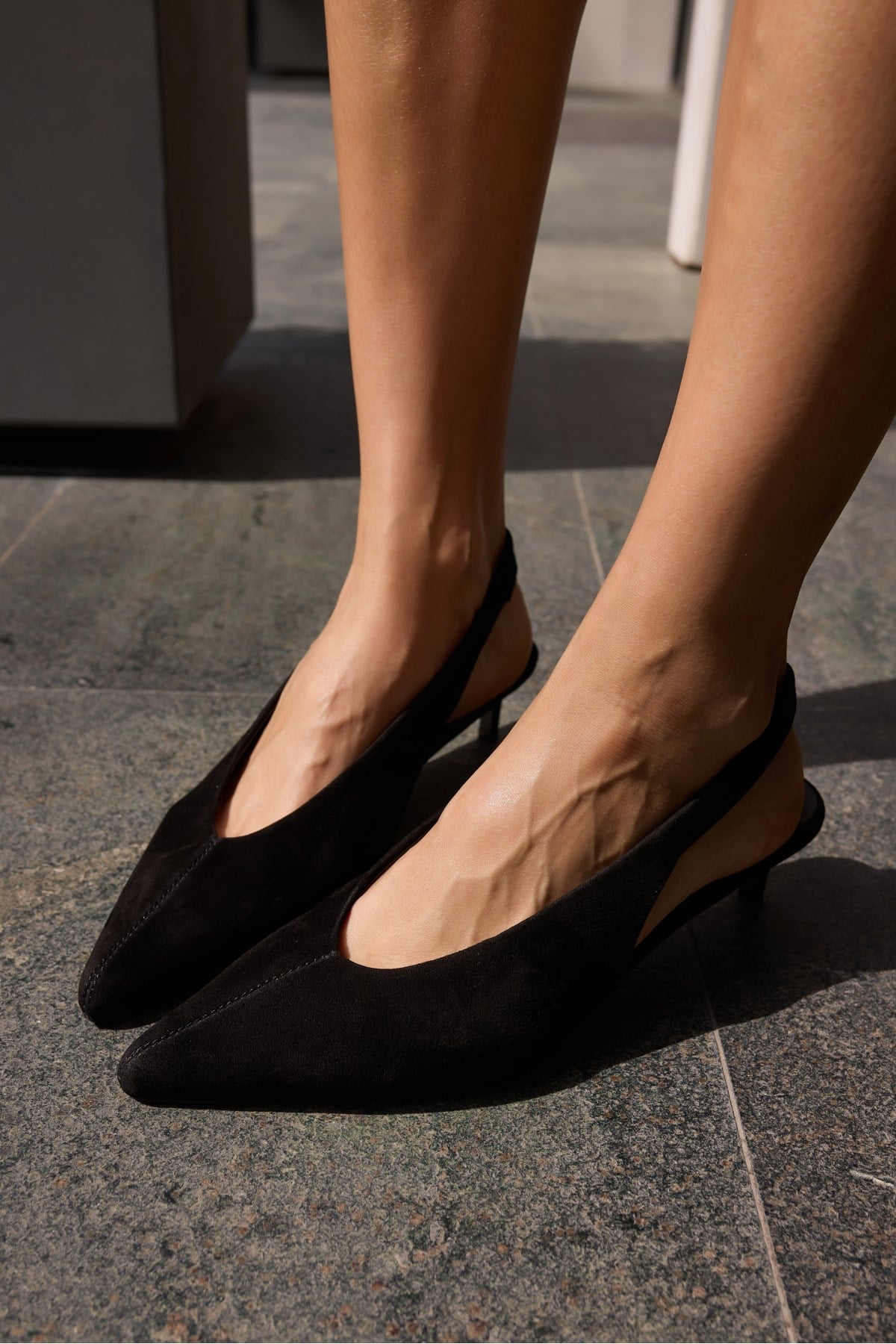 PELSO KADIN SIYAH DERI SUET MINI TOPUKLU SLINGBACK AYAKKABI