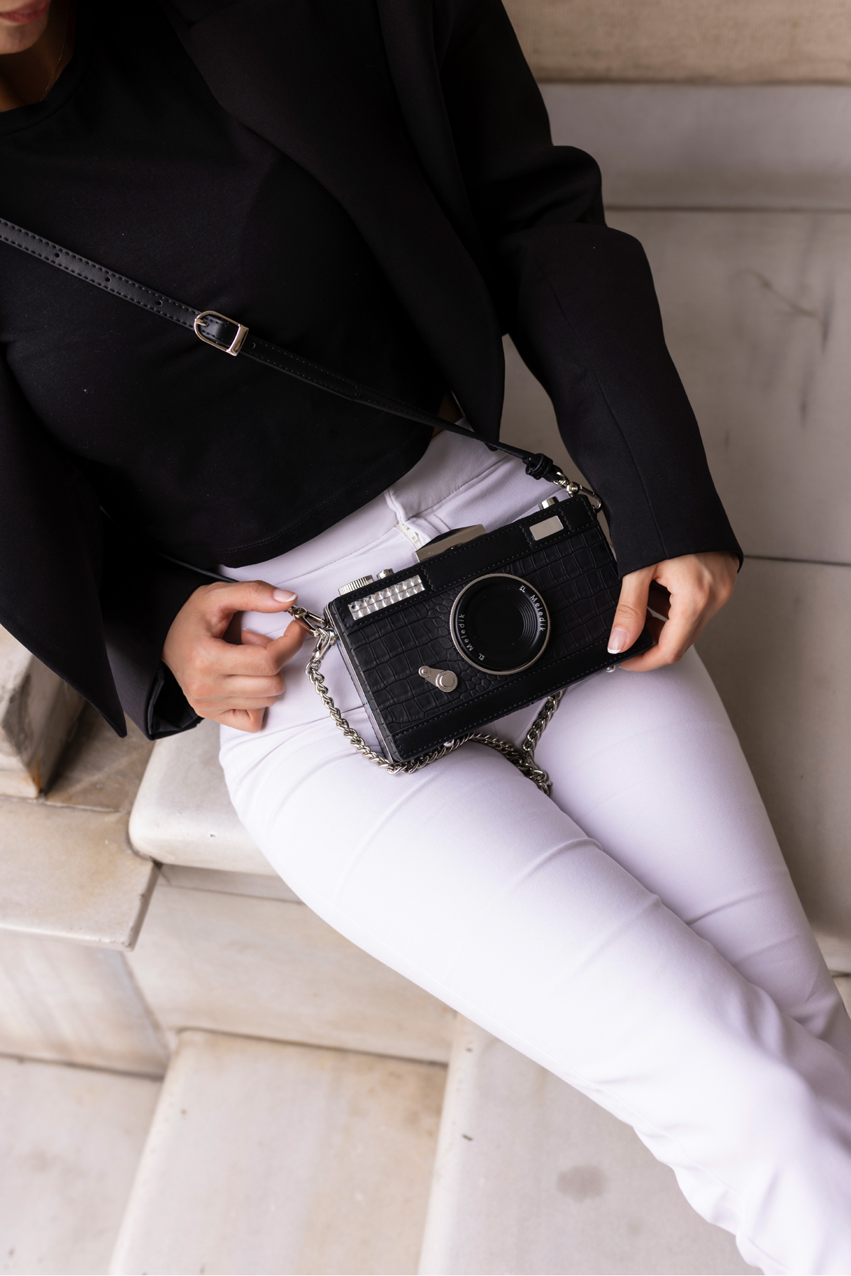 CARLOT KADIN SİYAH FOTOGRAF MAKINE GORUMLU İYHAL ÇANTA