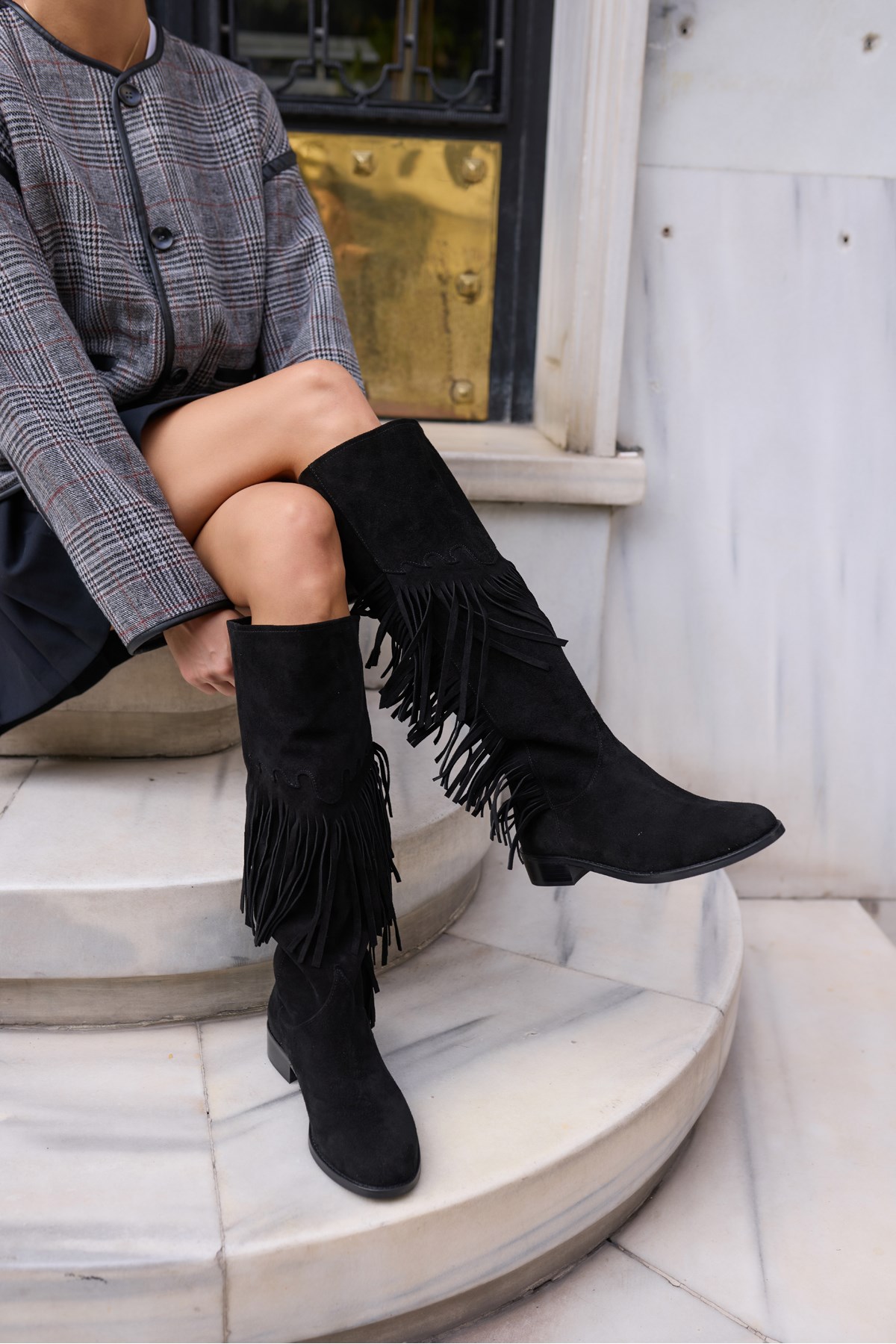 PULINA KADIN SIYAH GERCEK SUET ASTARSIZ PUSKULLU CIZME