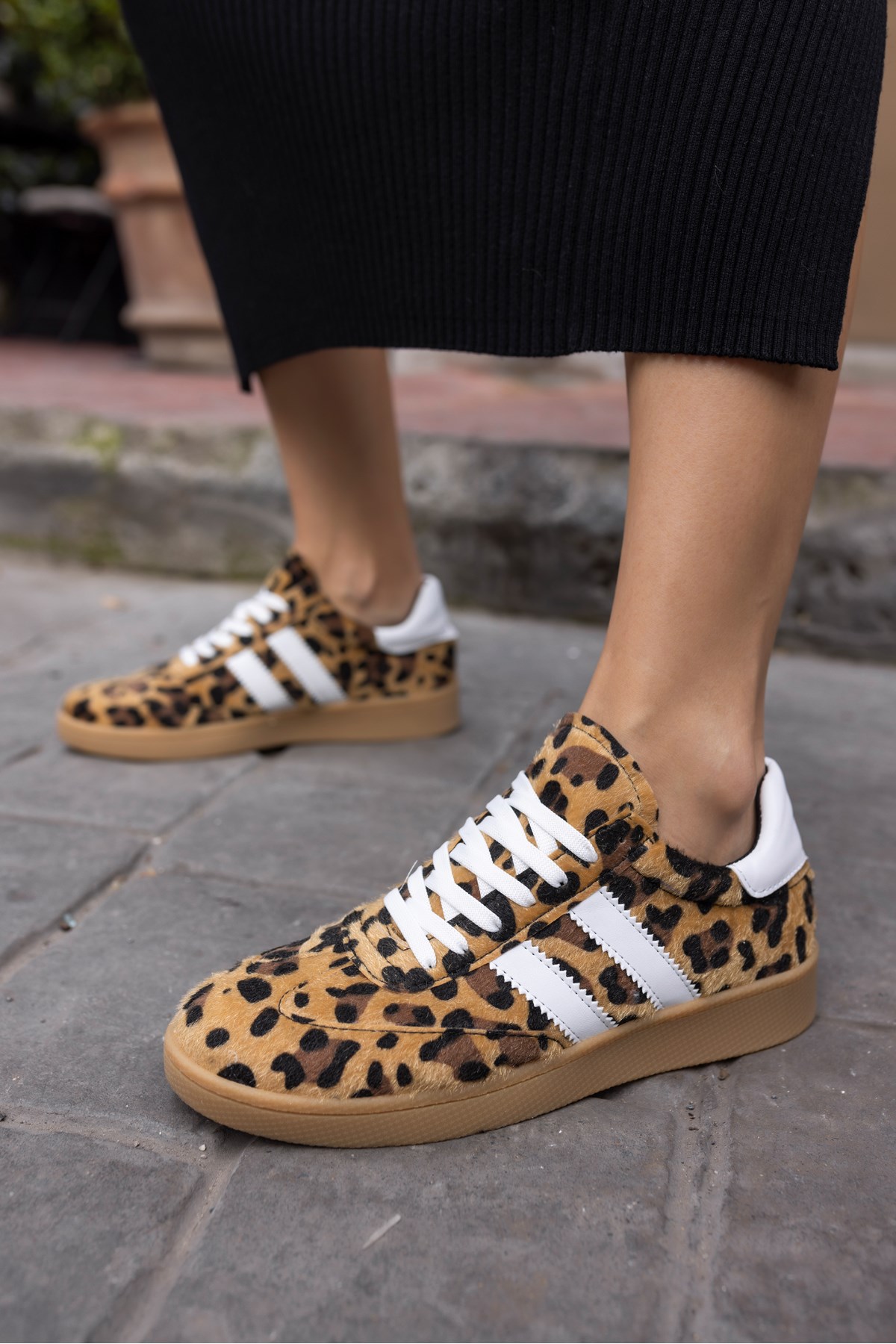 BRUCE KADIN LEOAPAR BAGCIKLI SNEAKER
