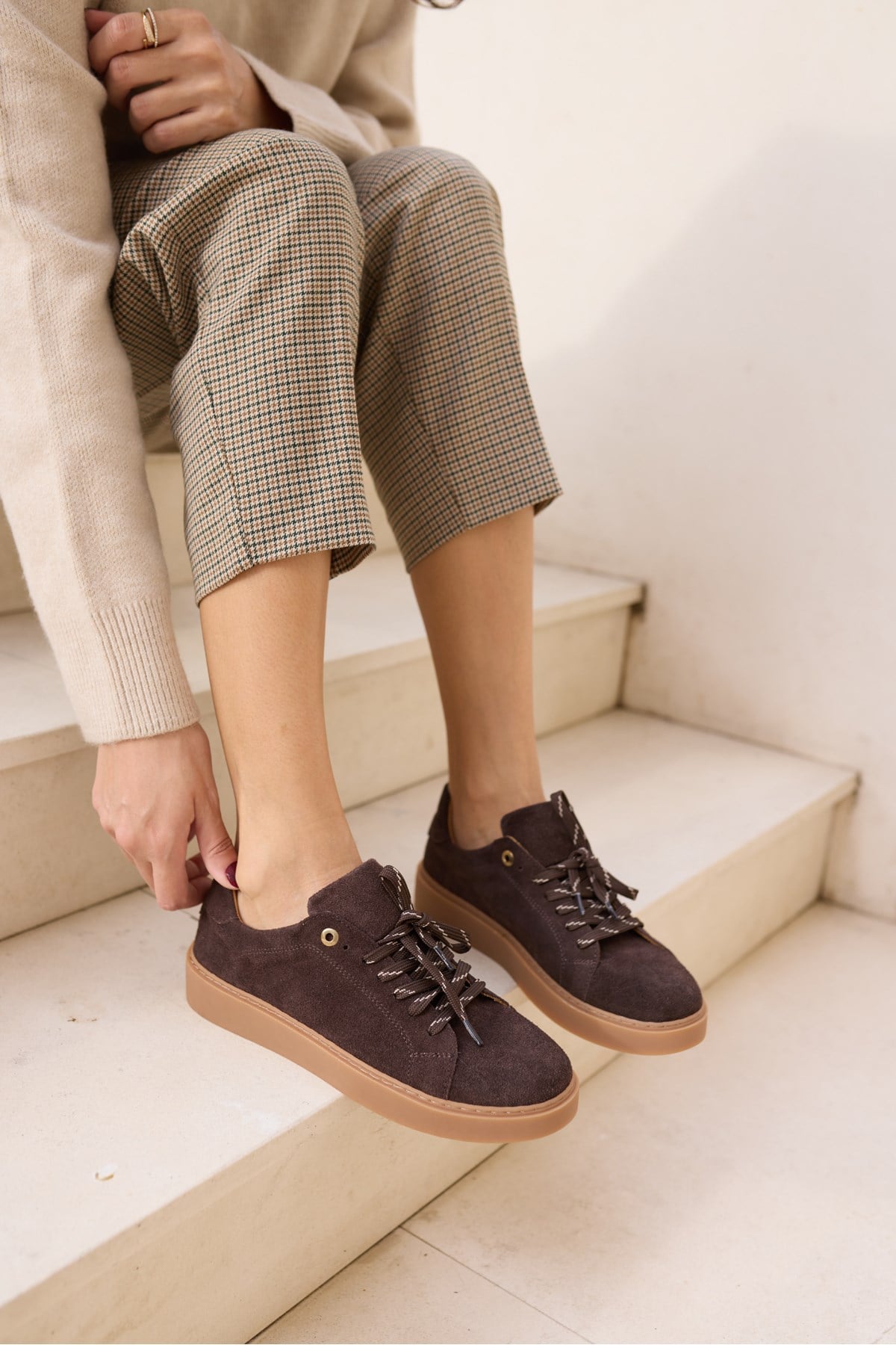RASPA KADIN KAHVERENGİ GERCEK DERİ SUET BAGCIKLI SNEAKER