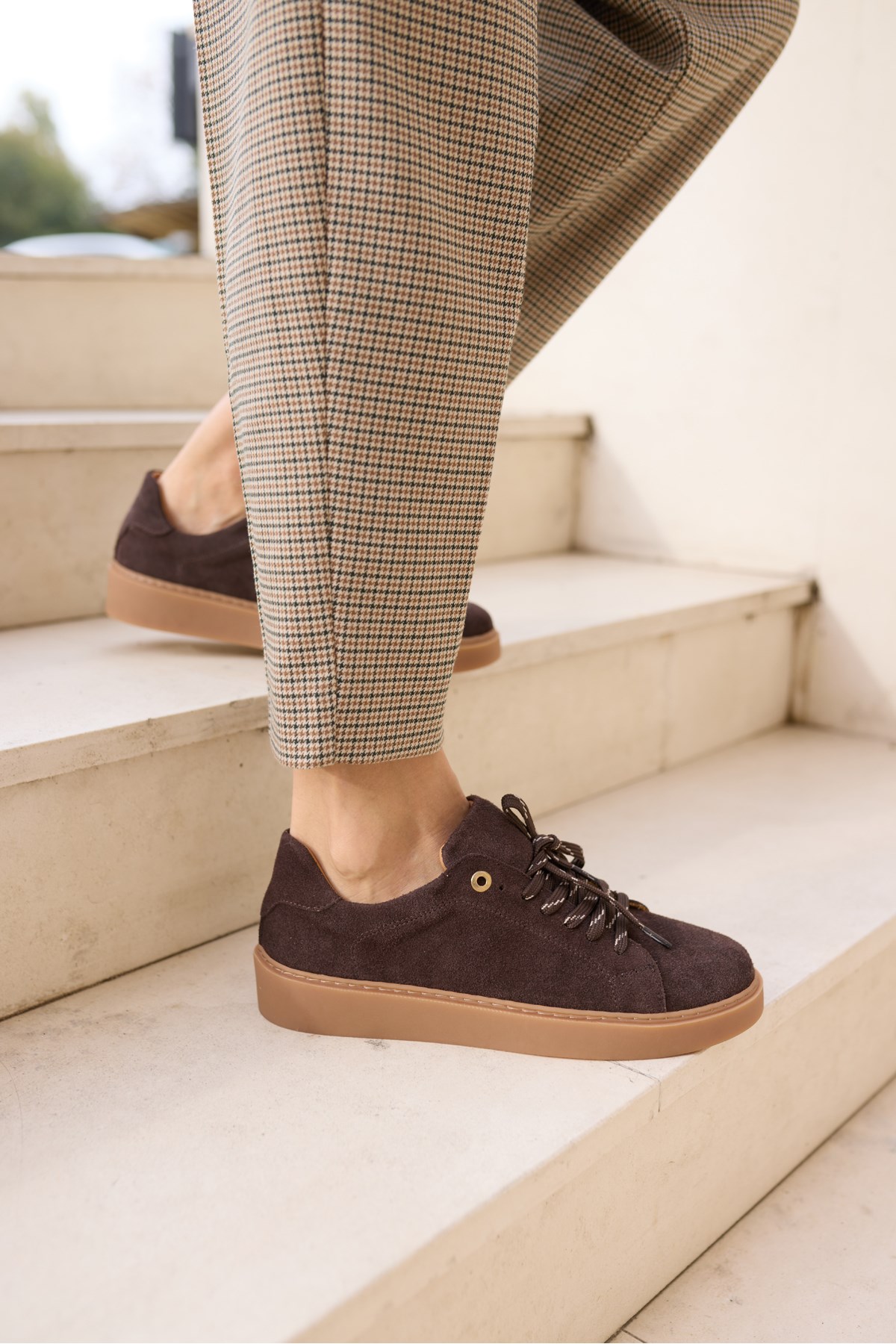 RASPA KADIN KAHVERENGİ GERCEK DERİ SUET BAGCIKLI SNEAKER