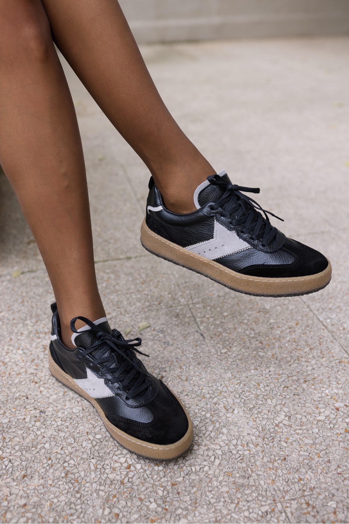 CORİA KADİN SİYAH GERCEK DERİ BAGCIKLI SNEAKER