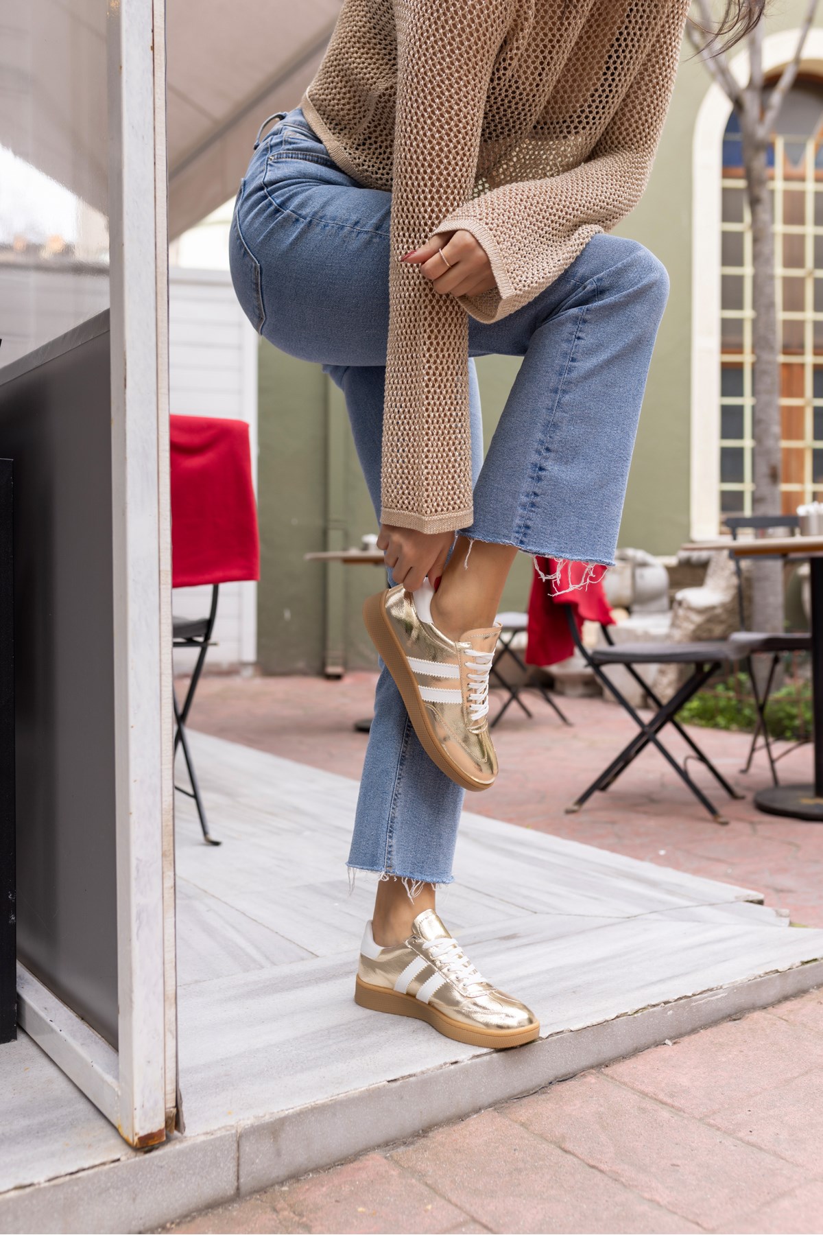 BRUCE KADIN GOLD ALTIN BAGCIKLI SNEAKER