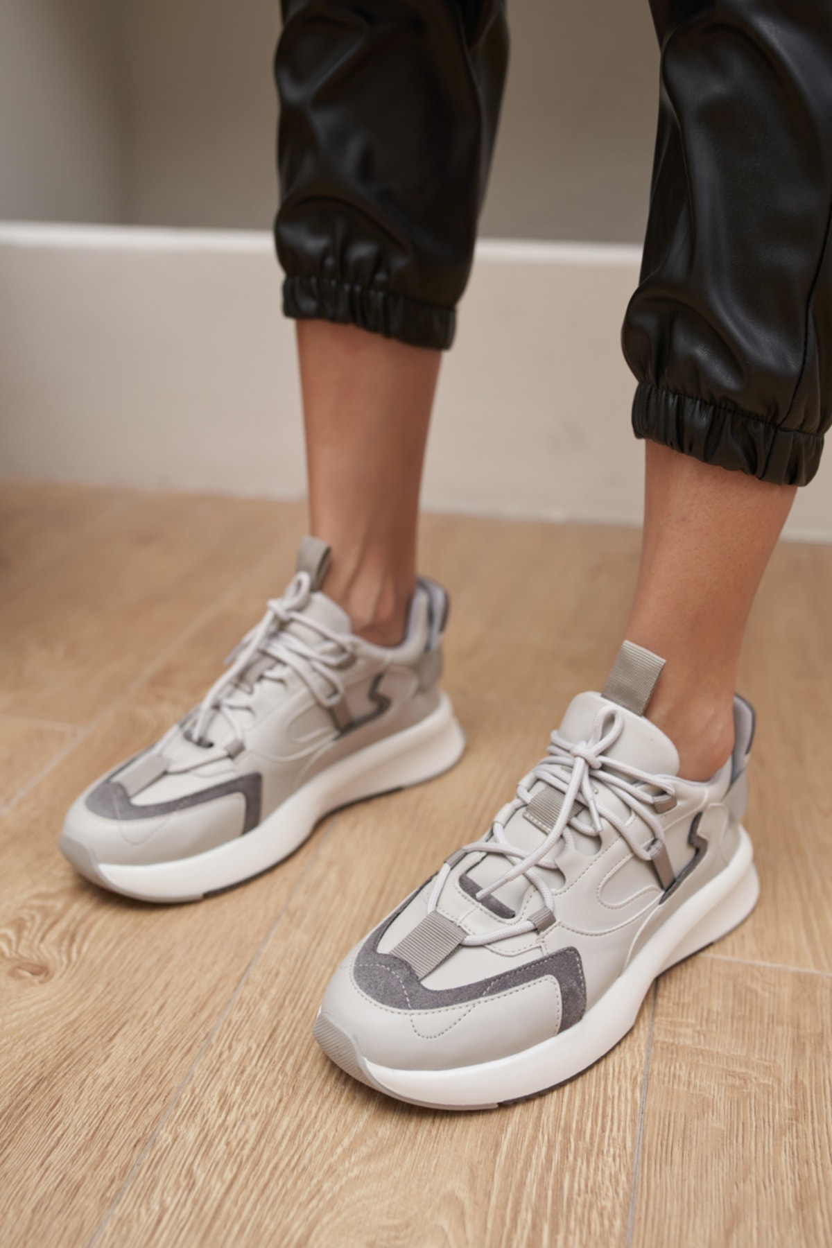 Calista Kadin Gri Sneakers Ayakkabi
