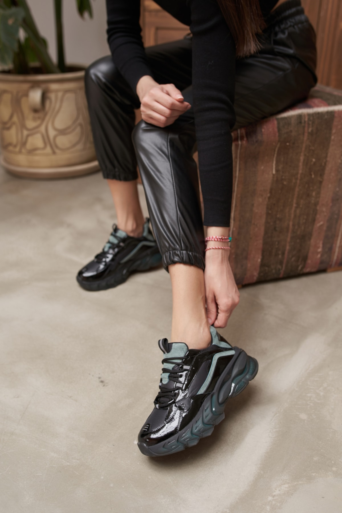 Calvina Kadin Siyah Airtaban Detay Sneakers