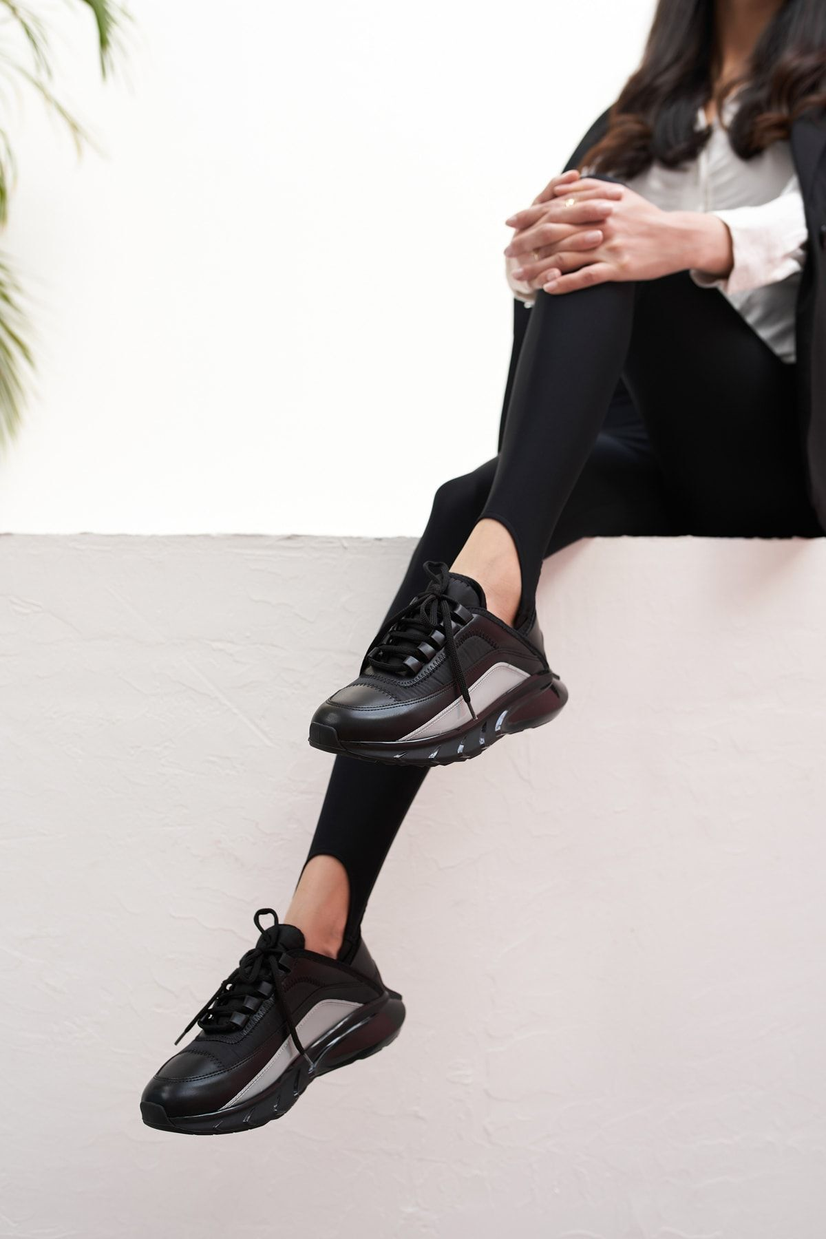 Marla Kadın Siyah Cilt Siyah Parasut Deri Airtaban Detay Sneakers