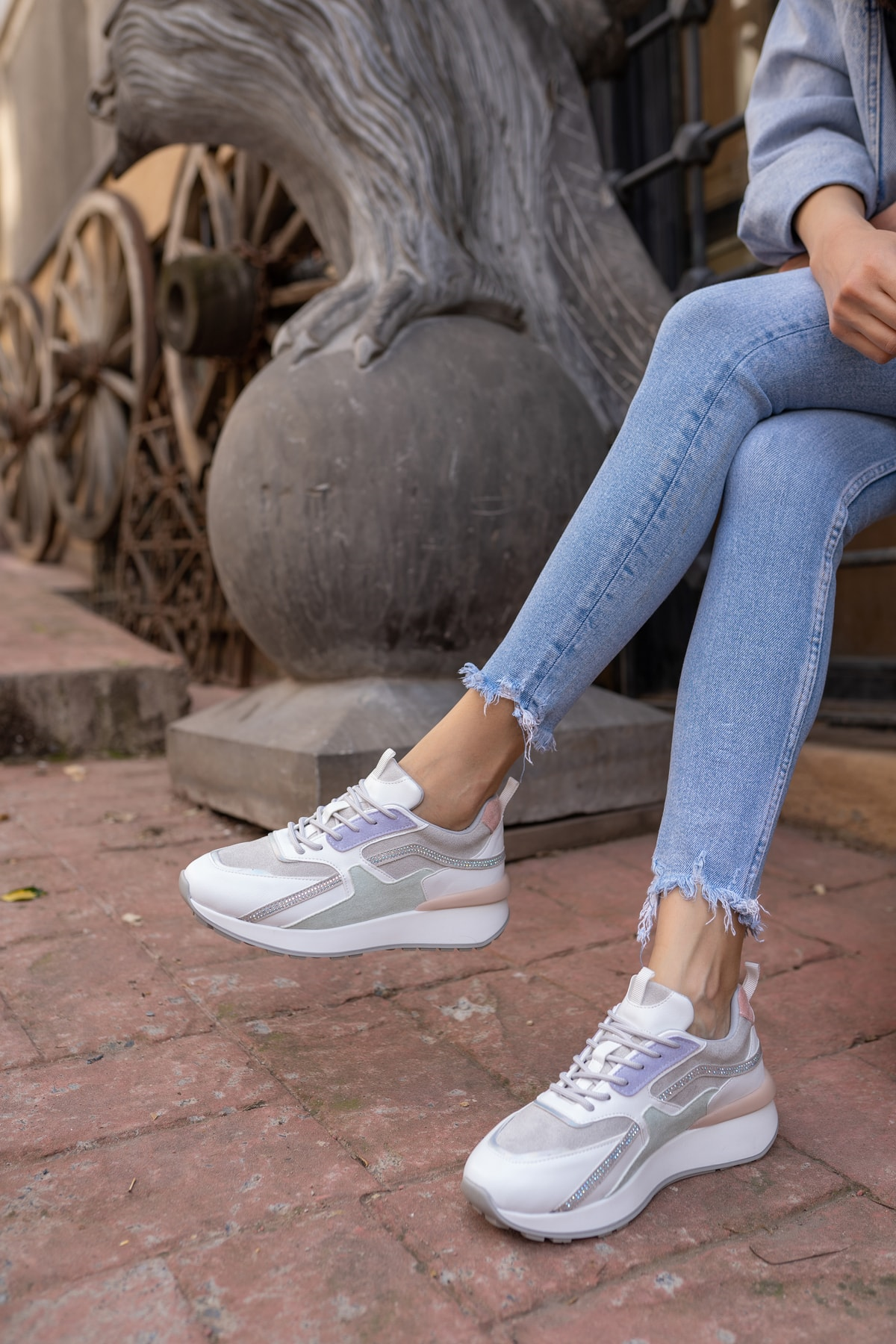 Vivian Kadin Beyaz Multi Sneakers