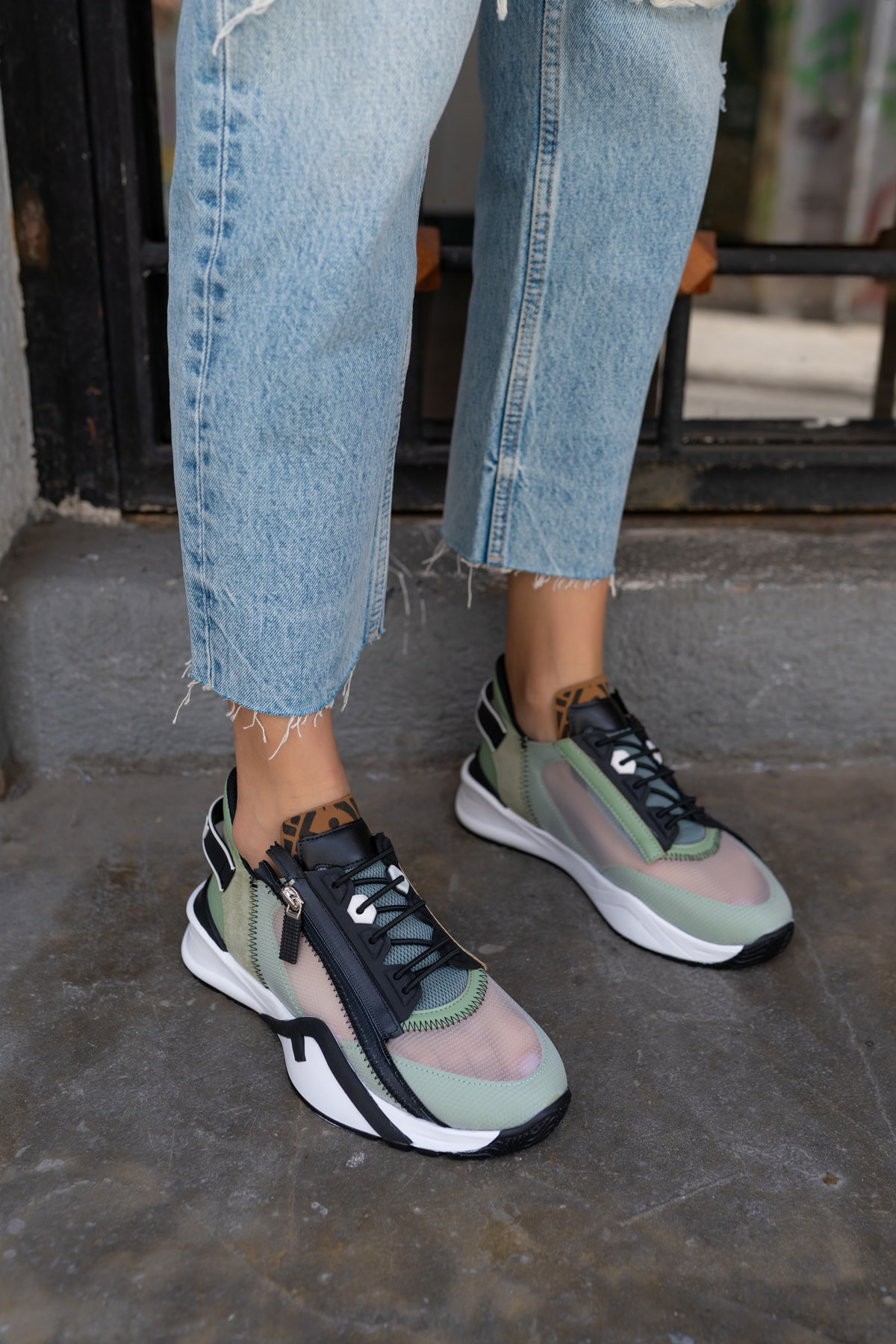 Mojca Kadin Yeşil File Detay Sneakers