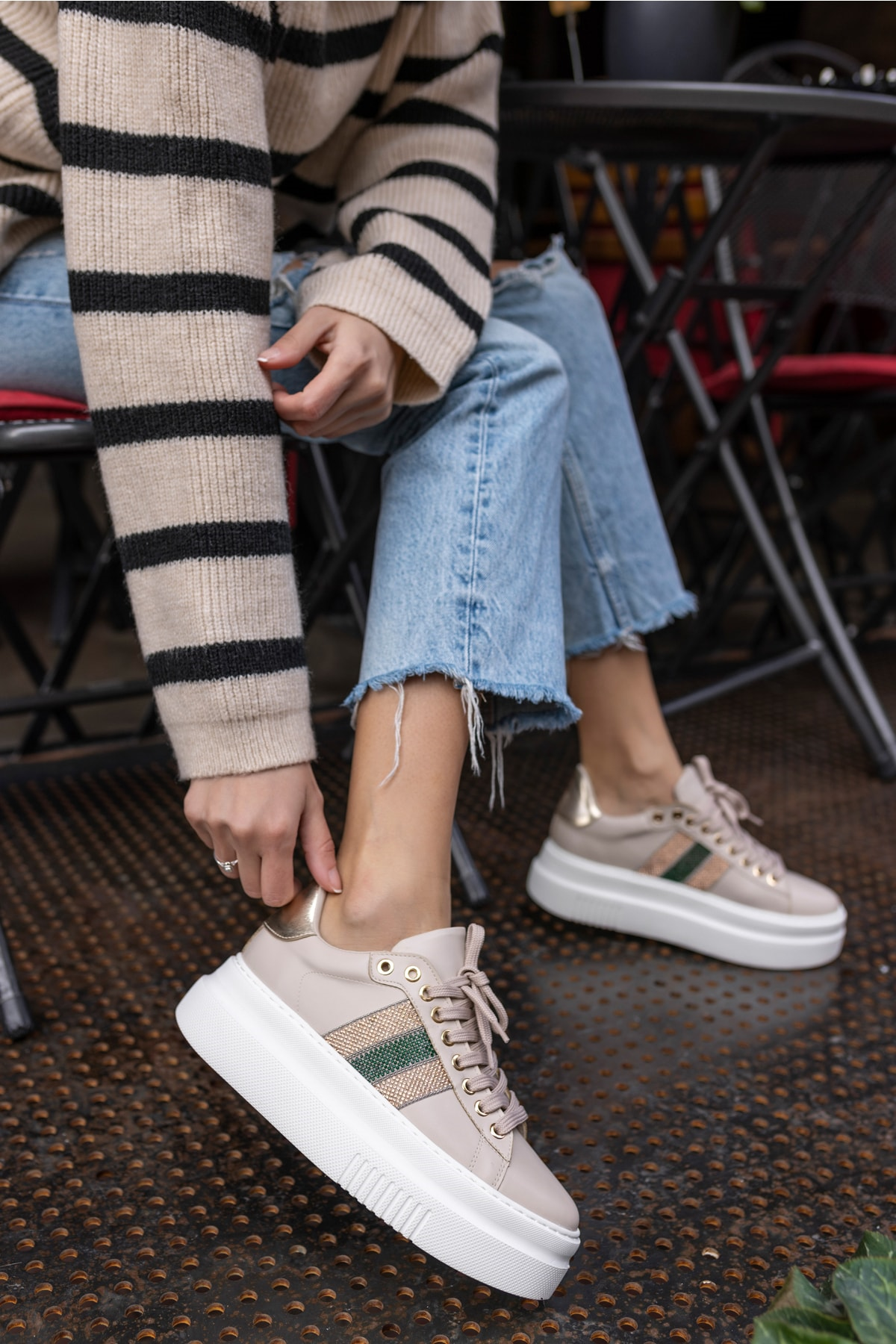 Zanıolo Kadın Bej Taş Detay Sneaker