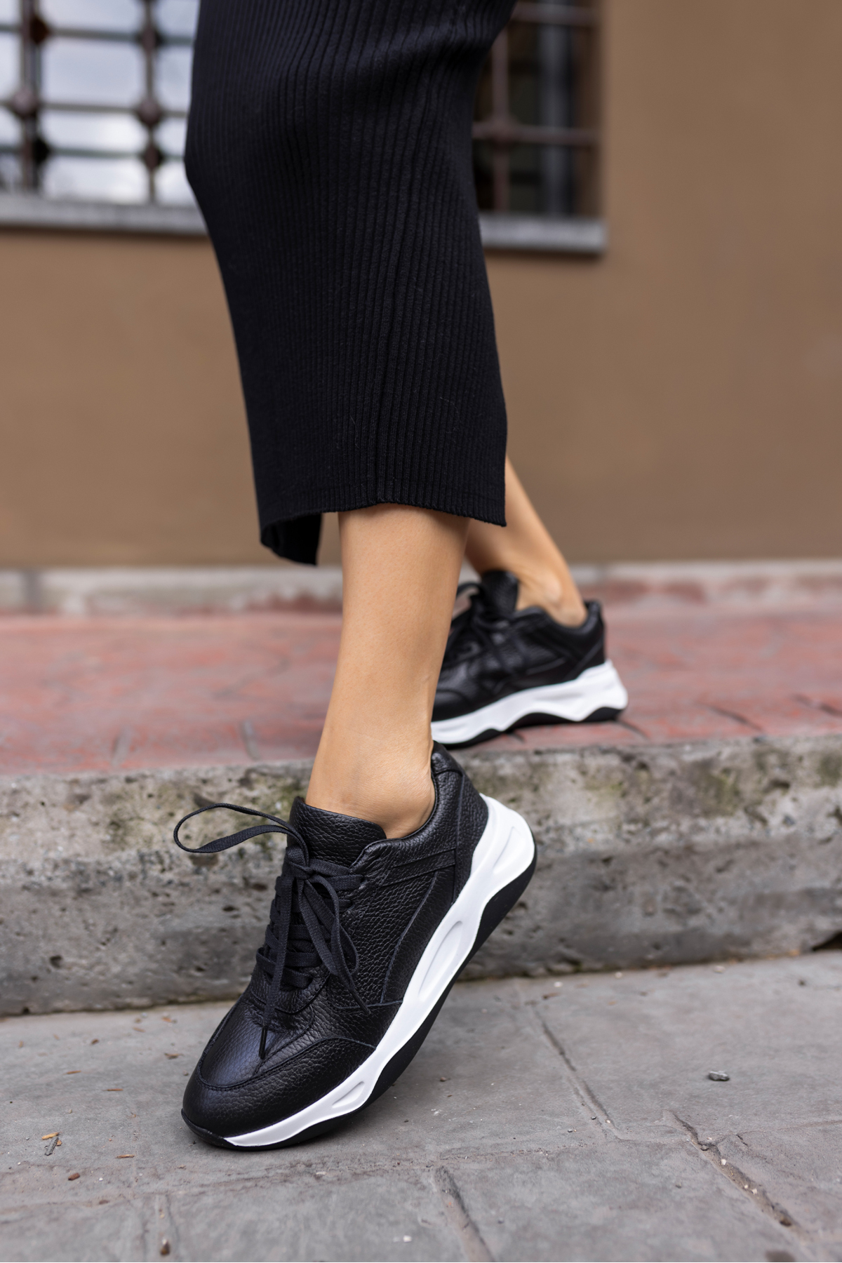 FAİNN KADİN SİYAH GERCEK DERİ EVA TABANLİ SNEAKER