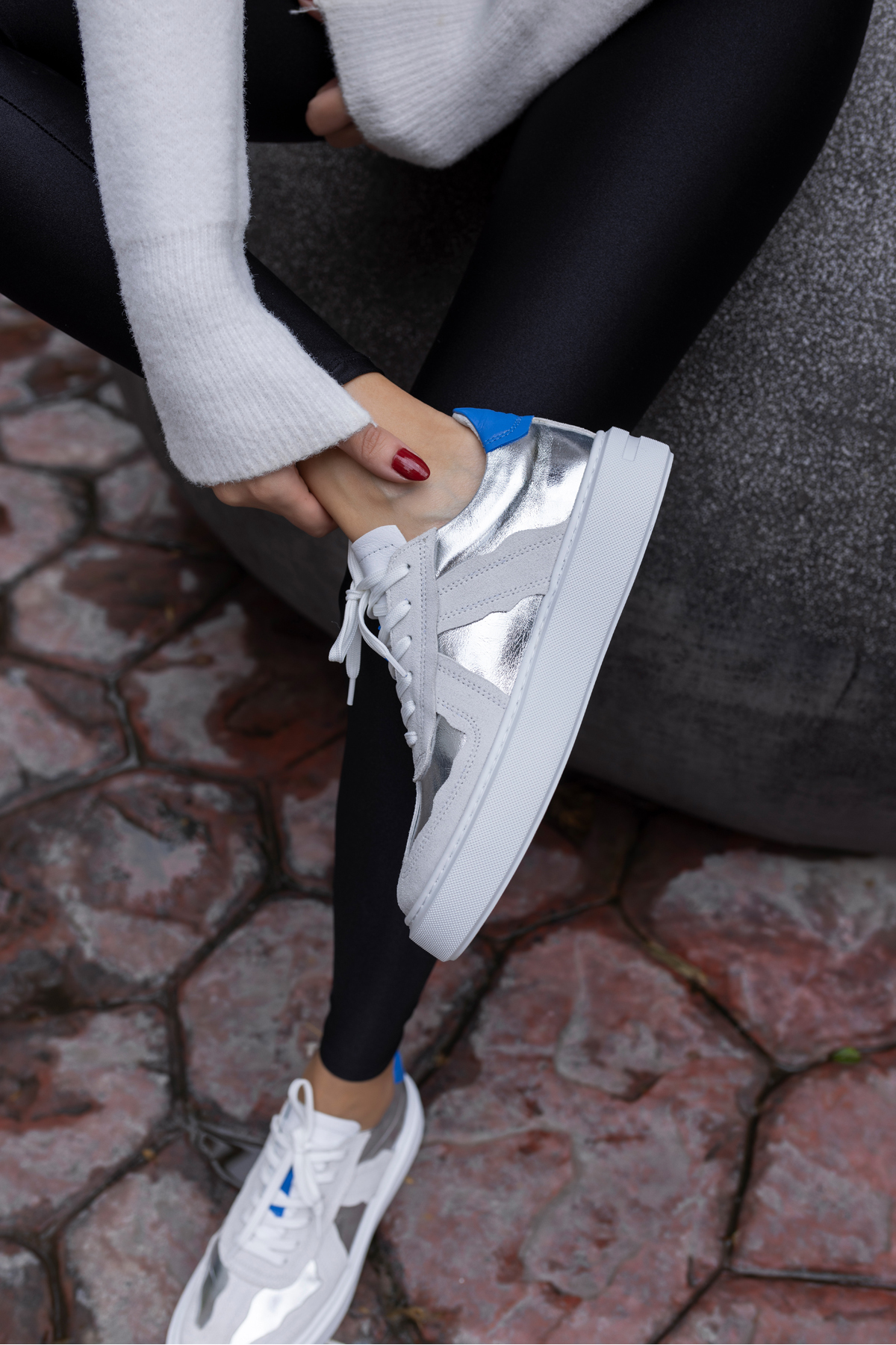 BLOOM KADIN BEYAZ GERCEK SUET GUMUS GARNİ DERİ EVA TABANLİ SNEAKER