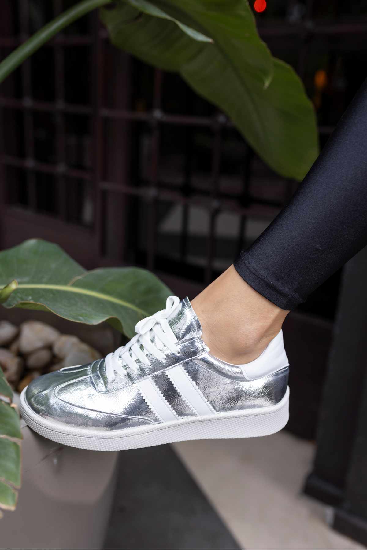 SAMBALİ KADİN GUMUS SAMBA TARZ SNEAKER