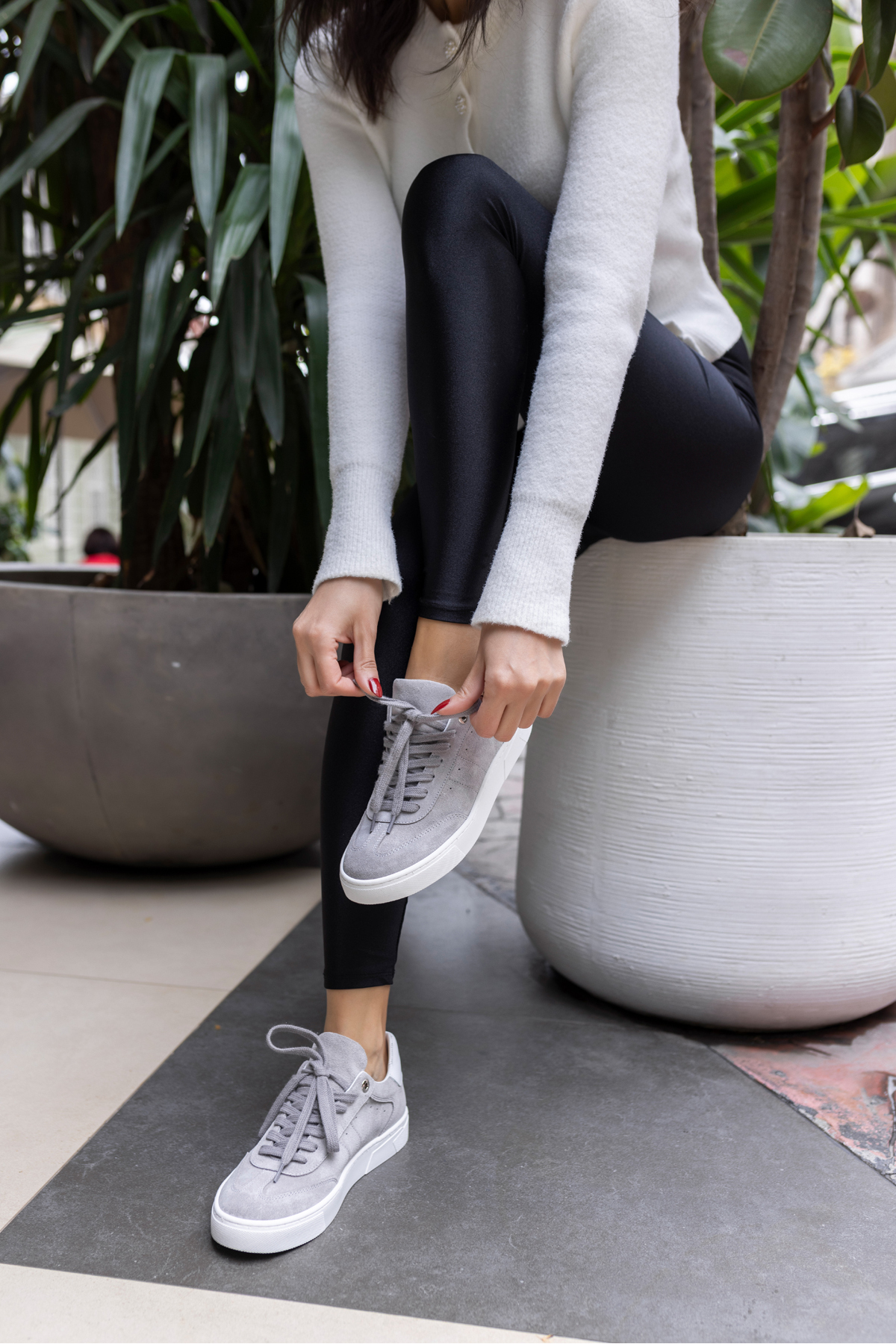 SEVENTY KADİN GRİ GERCEK DERİ SÜET SNEAKER