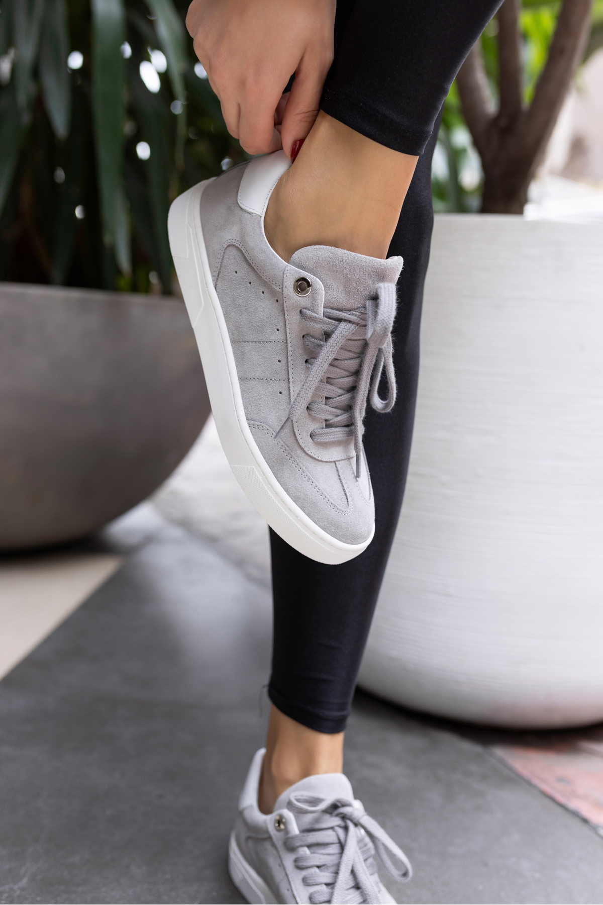 SEVENTY KADİN GRİ GERCEK DERİ SÜET SNEAKER