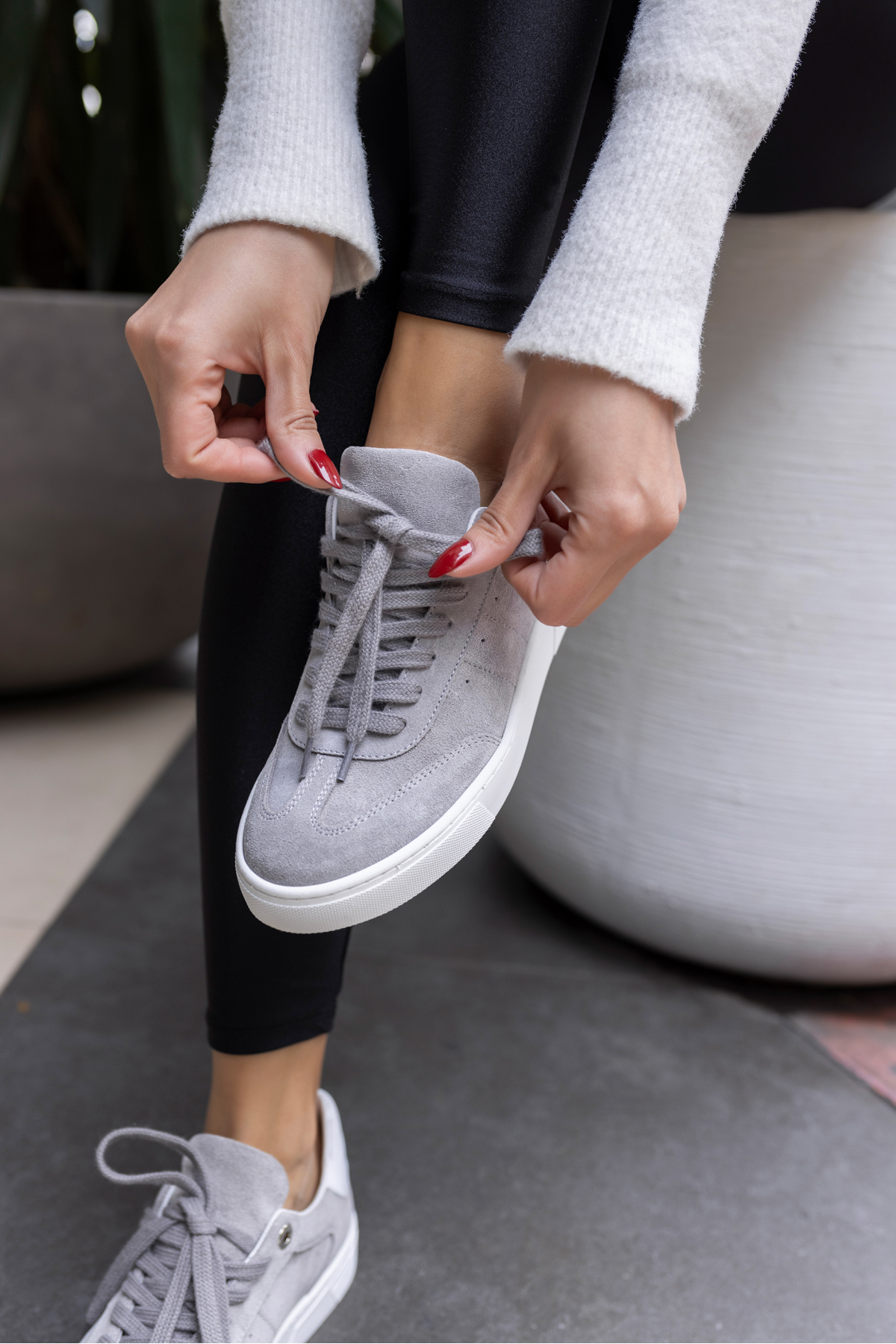 SEVENTY KADİN GRİ GERCEK DERİ SÜET SNEAKER