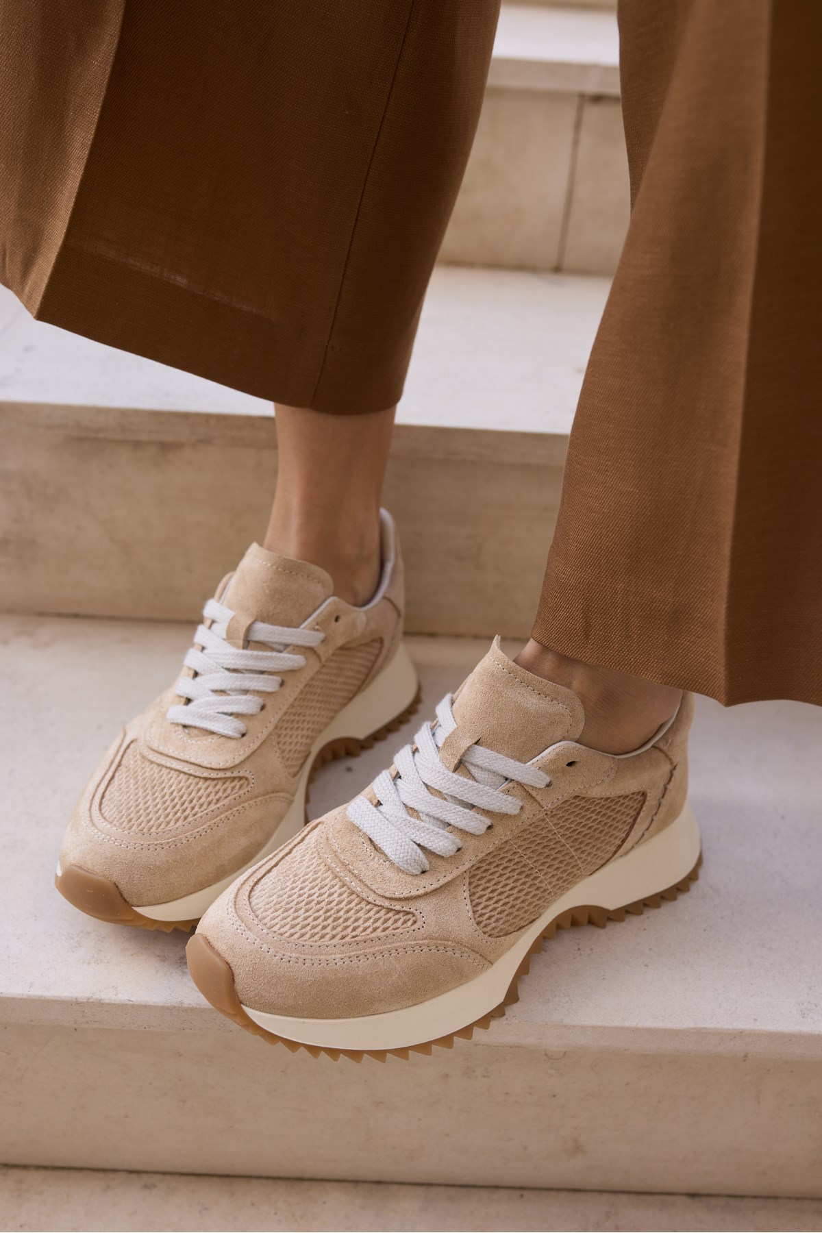PELLUNA KADİN BEJ BISCUVİ GERCEK DERİ SUET SNEAKER