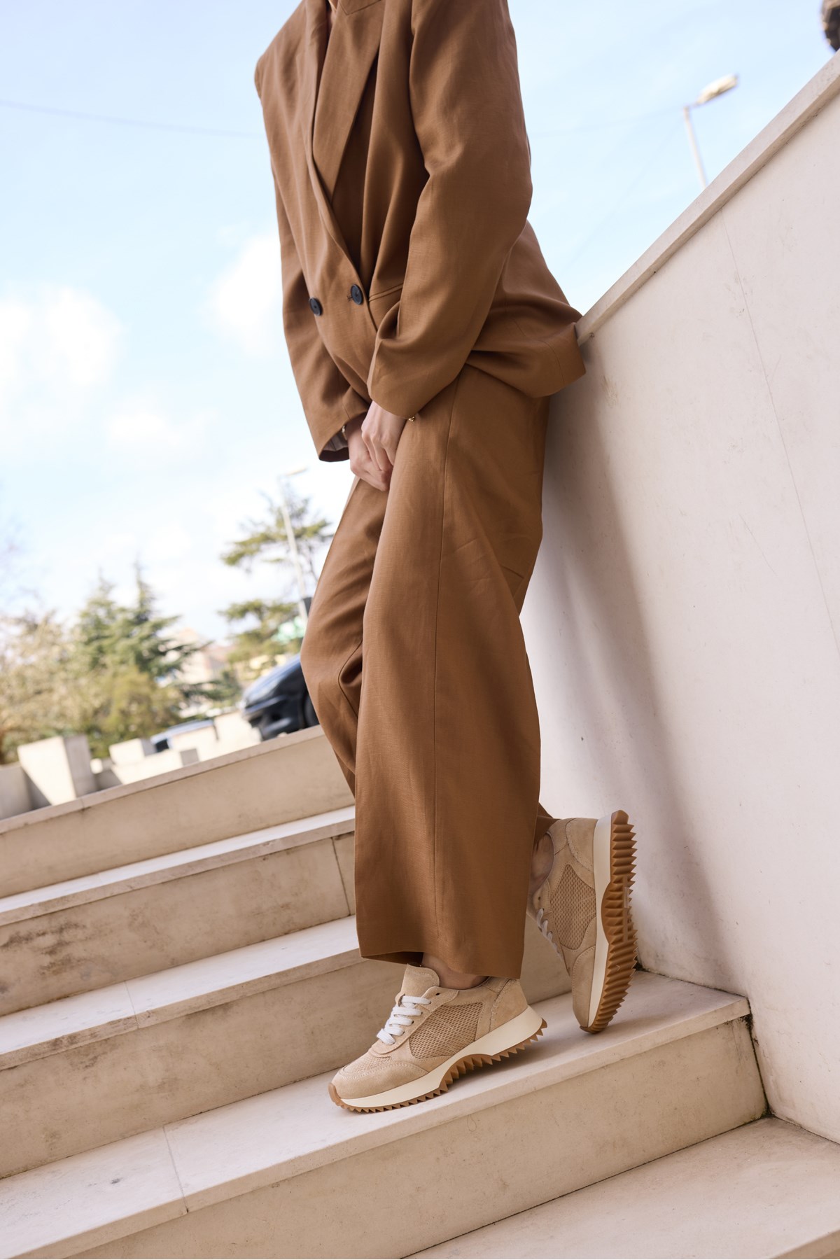 PELLUNA KADİN BEJ BISCUVİ GERCEK DERİ SUET SNEAKER