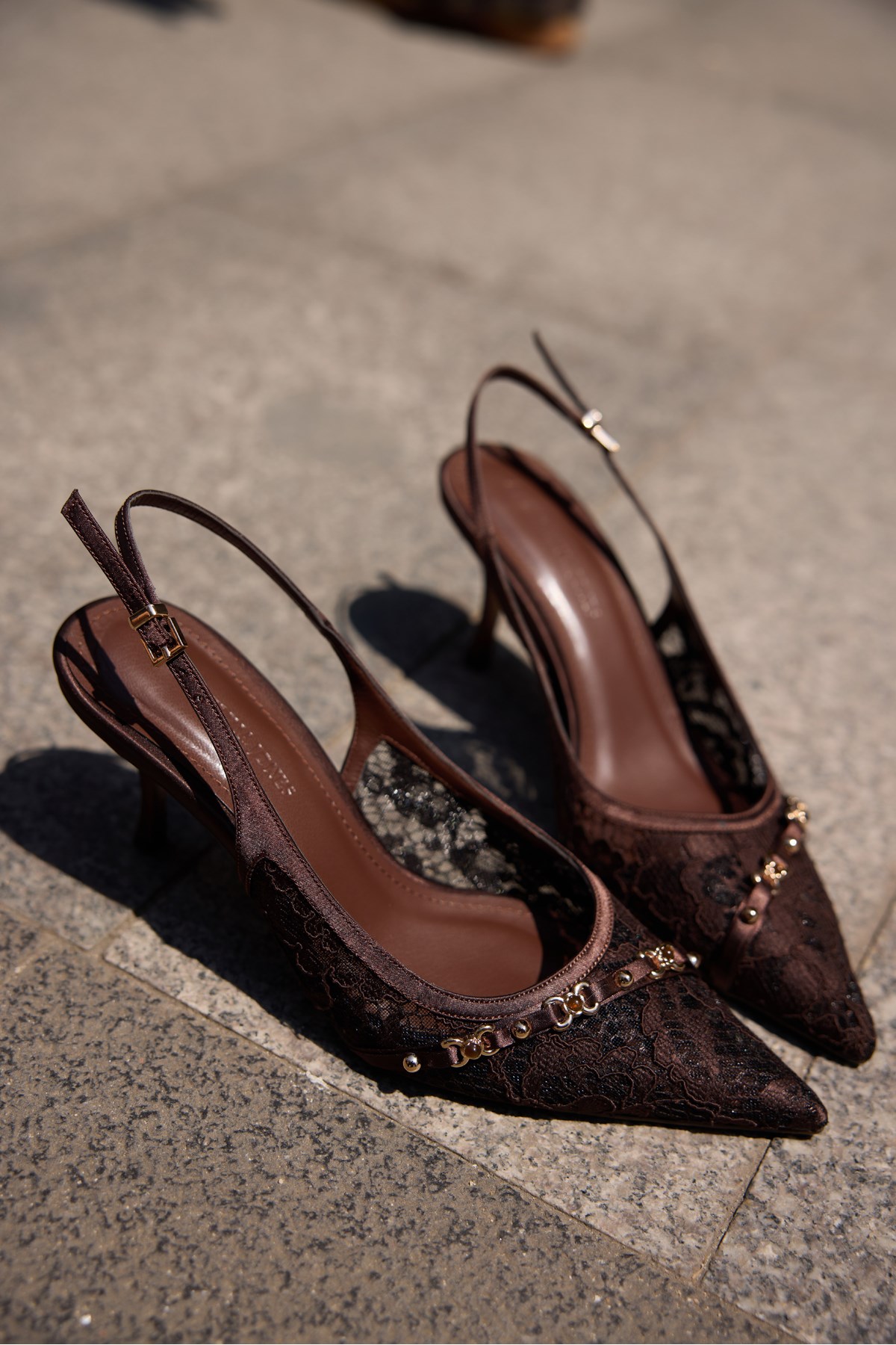 GRACE KADIN KAHVE TUL DANTEL DETAY TOPUKLU SLINGBACK AYAKKABI