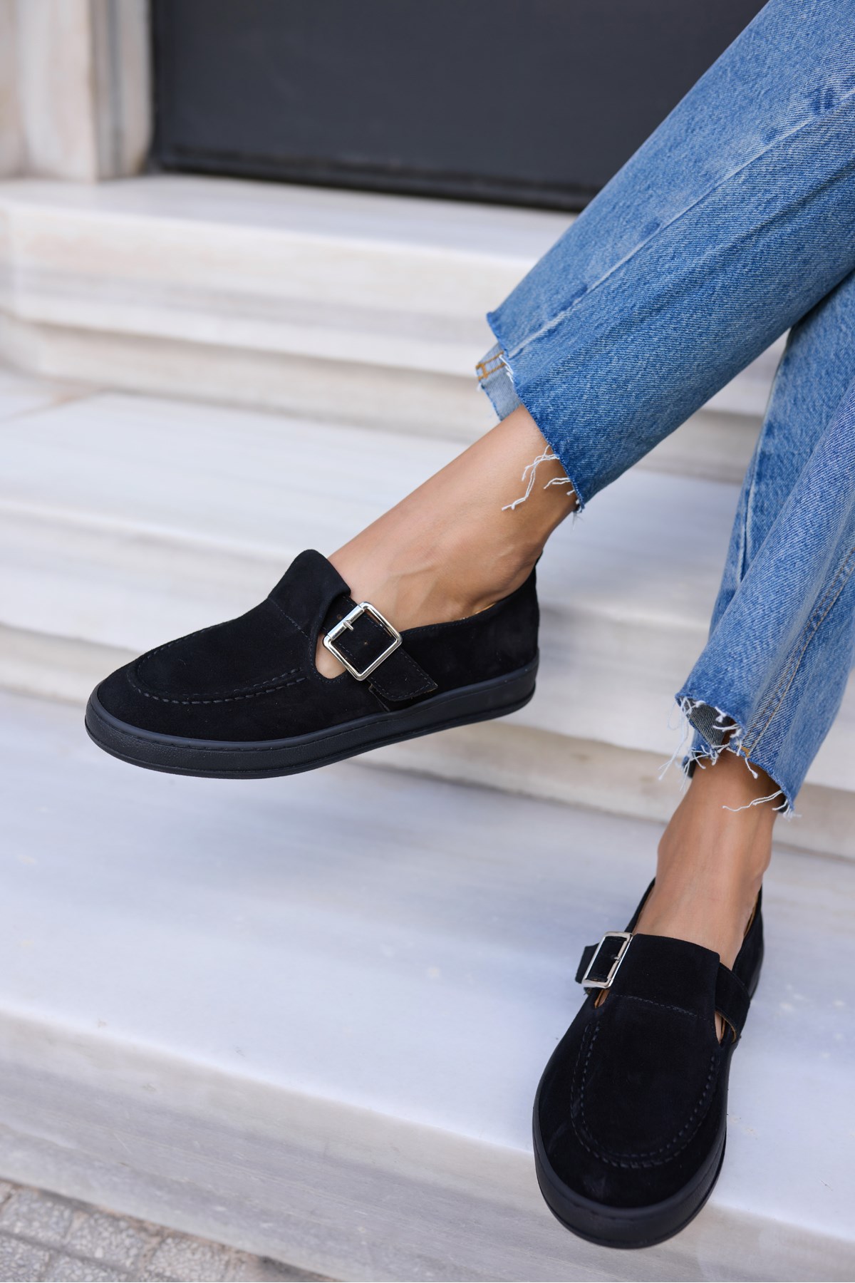 CARMEN KADİN SİYAH GERCEK SUET TOKALI LOAFER AYAKKABİ