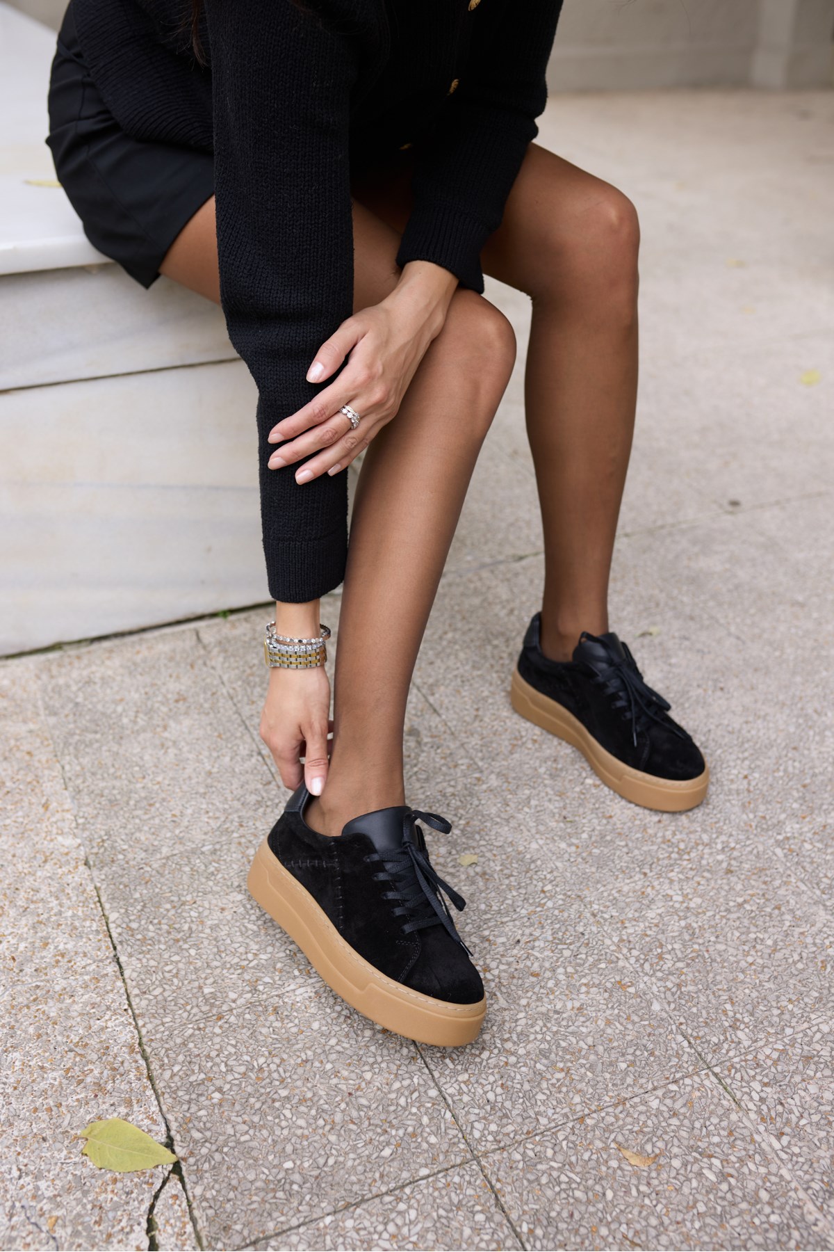 JENNY KADİN SİYAH GERCEK DERİ SUET SİYAH DERİ GARNILI SNEAKER
