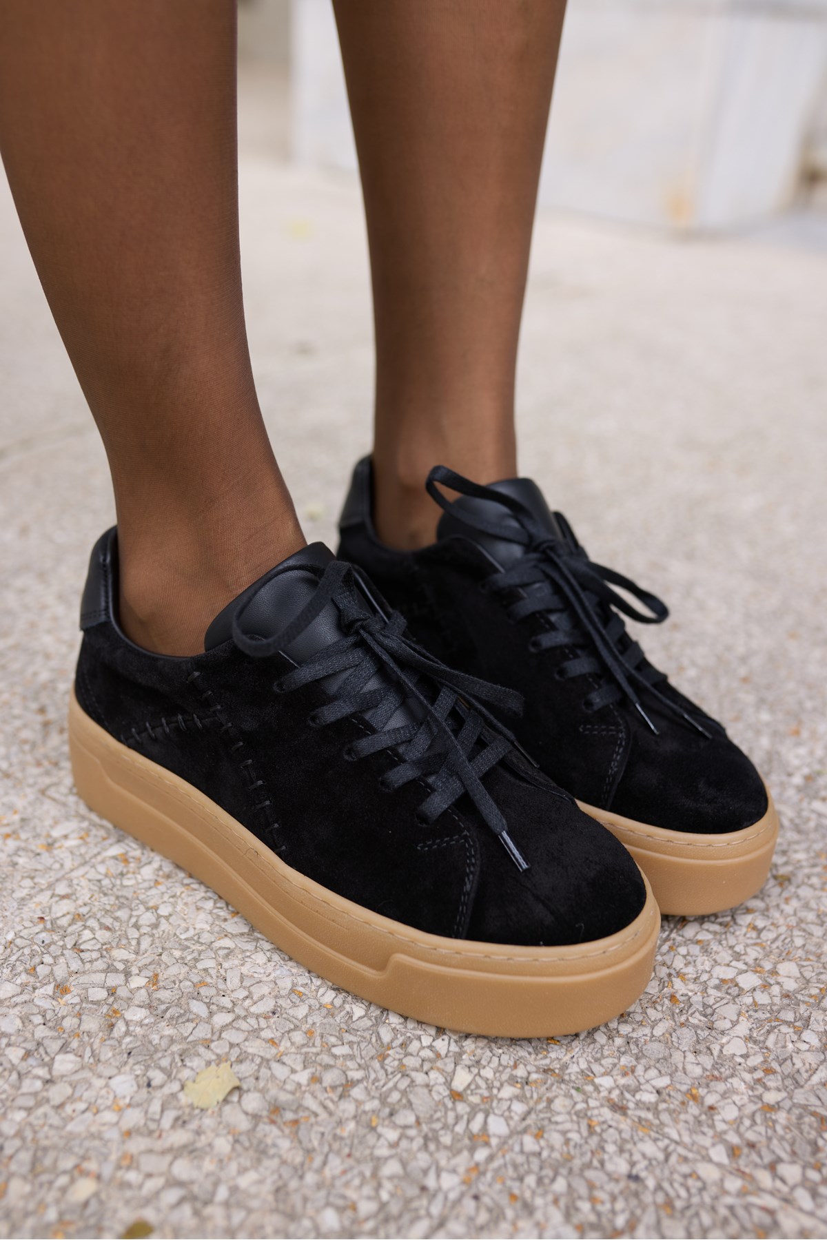 JENNY KADİN SİYAH GERCEK DERİ SUET SİYAH DERİ GARNILI SNEAKER
