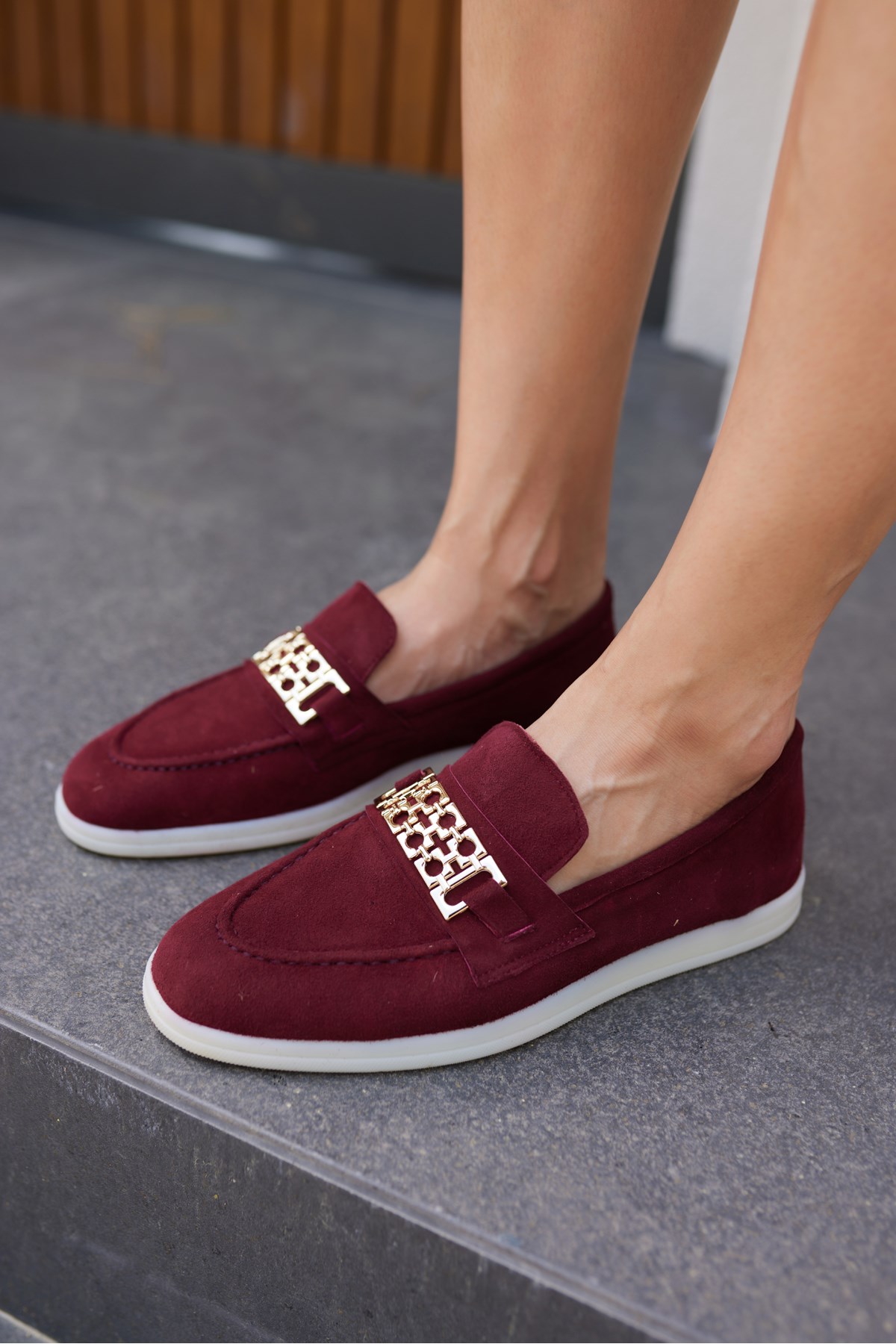 TUAMİ KADIN BORDO GERCEK SUET TOKALI LOAFER AYAKKABİ