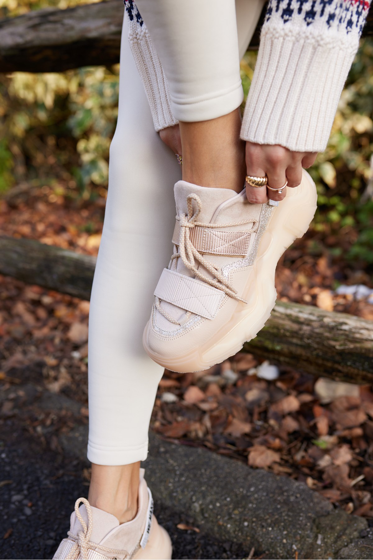CİRTTA KADIN BEJ CIRTLI SNEAKER