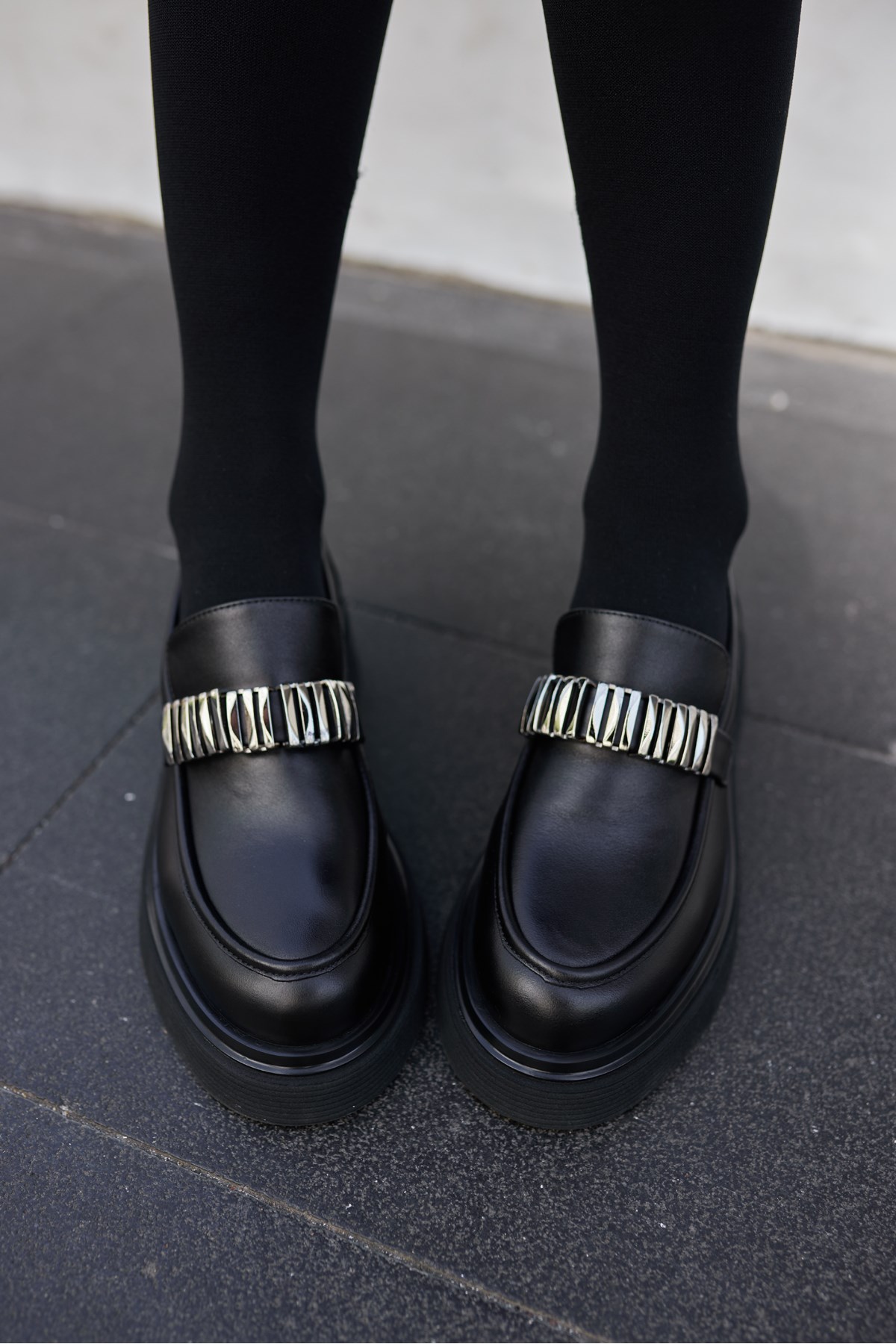 BROKLY KADIN SİYAH GERCEK DERİ LOAFER AYAKKABİ