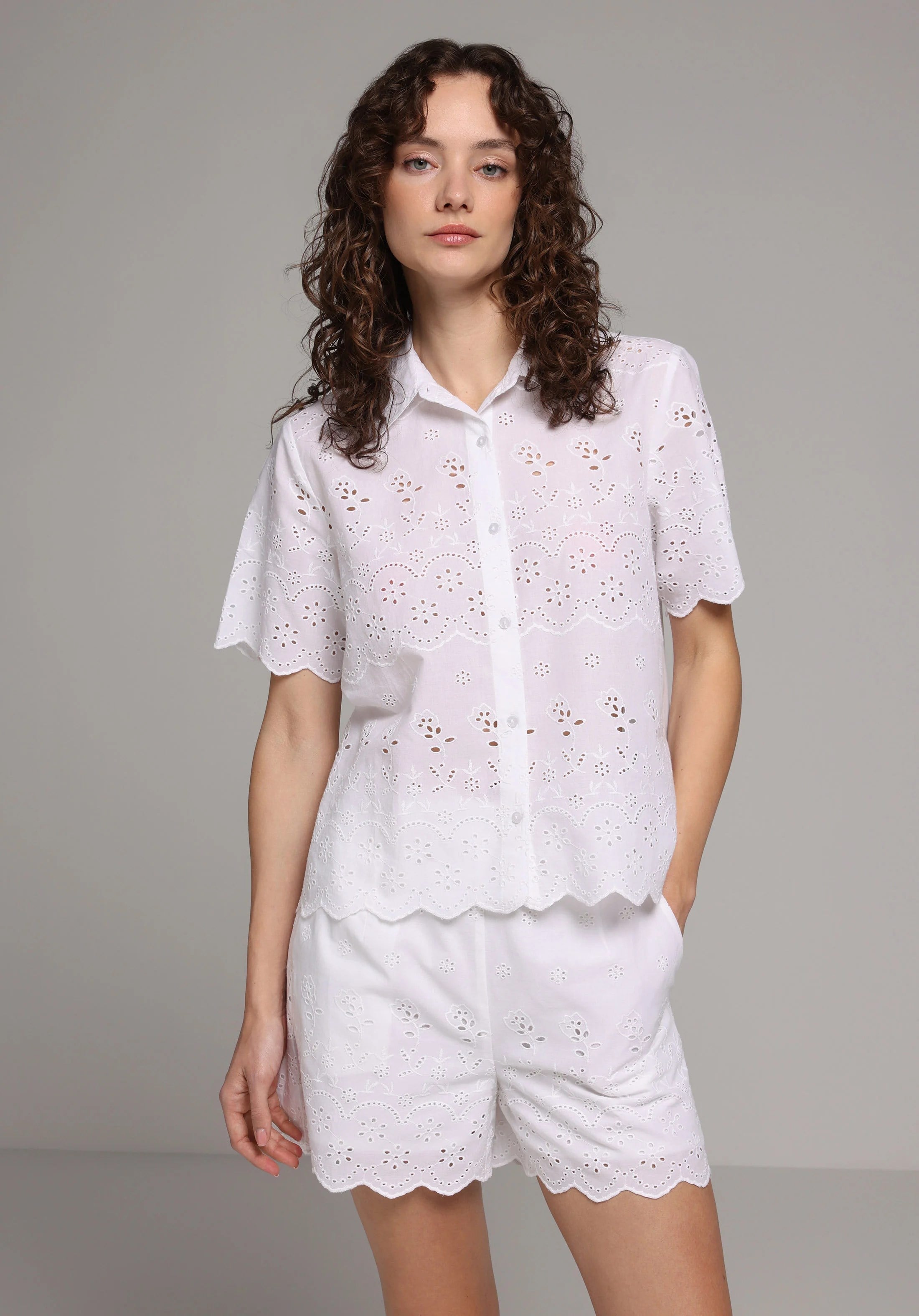 DOKUMA ALT KADIN ŞORT Regular Fit