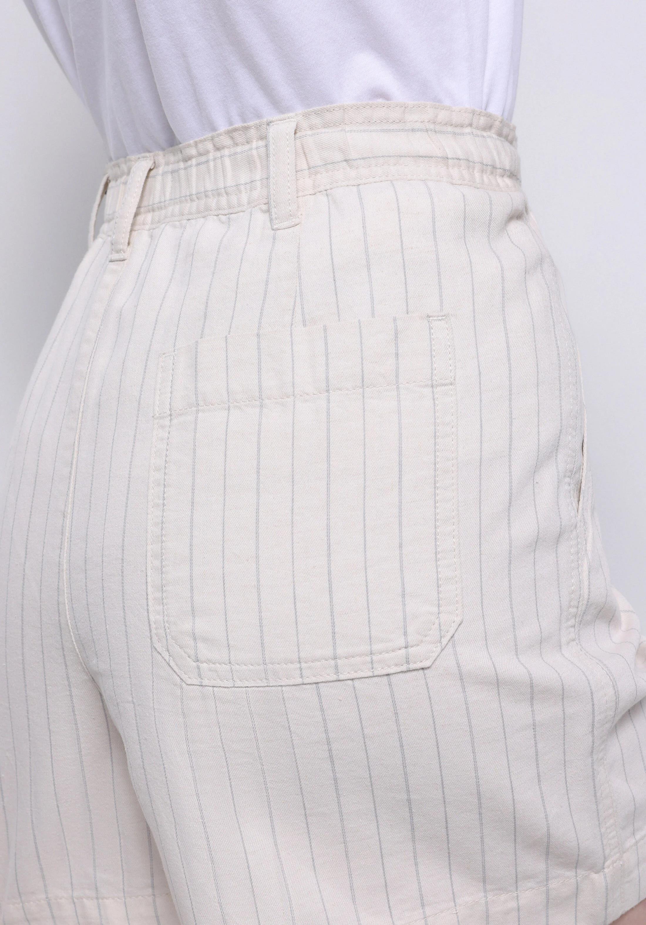 DOKUMA ALT KADIN ŞORT Regular Fit