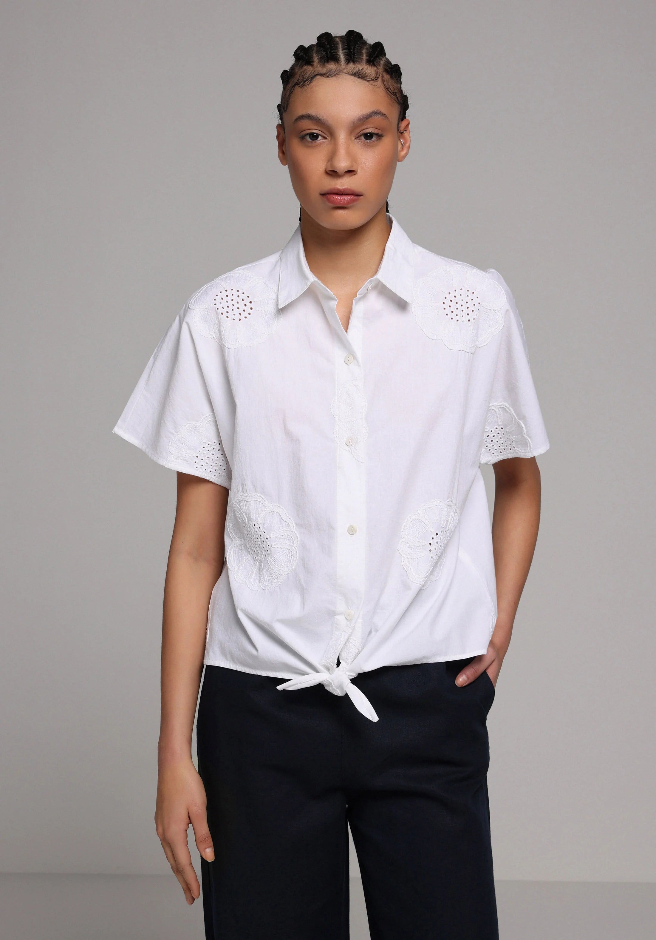 DOKUMA ÜST KADIN KISA KOL GÖMLEK Fashion Fit