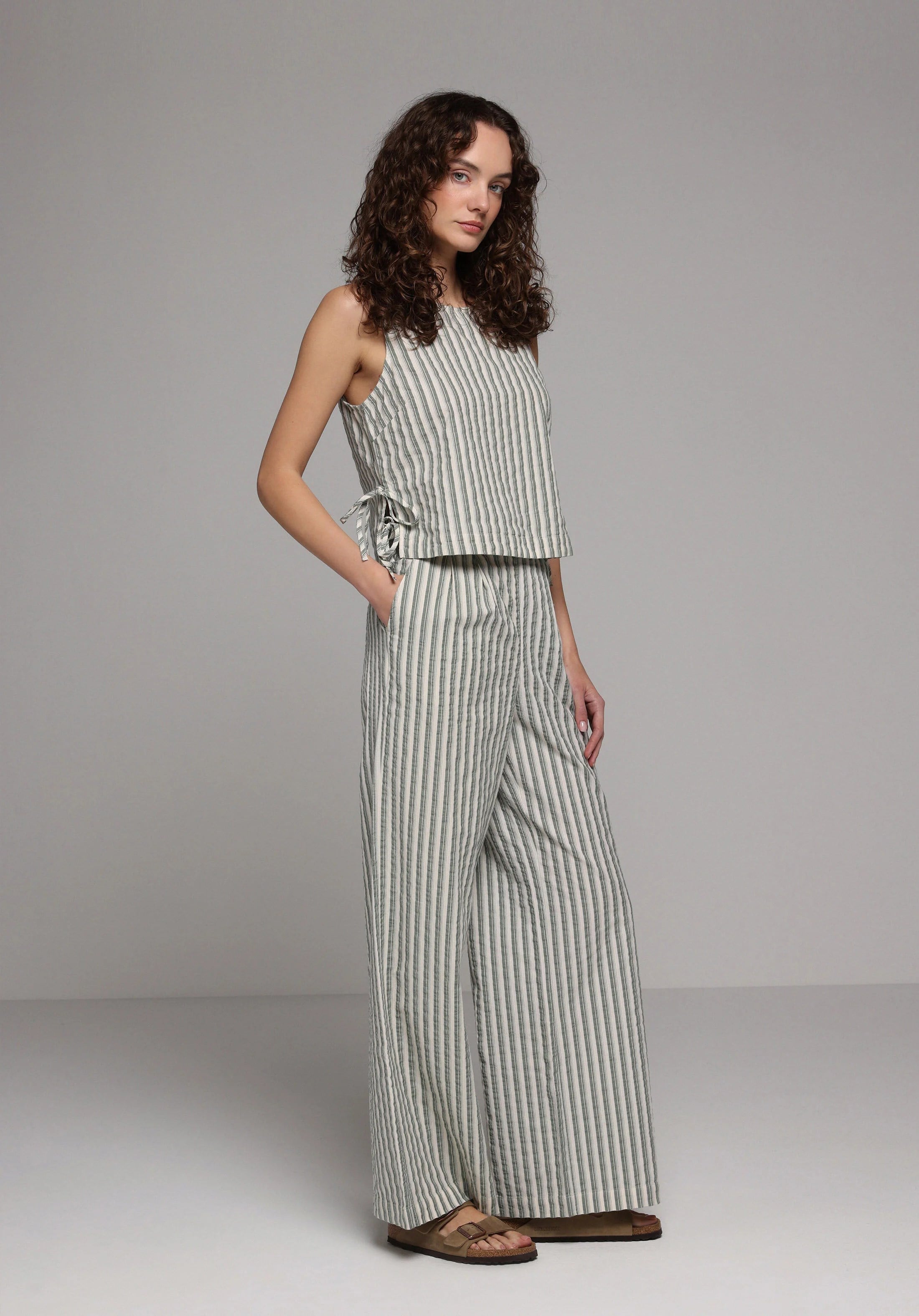 DOKUMA ÜST KADIN KISA KOL GÖMLEK Fashion Fit