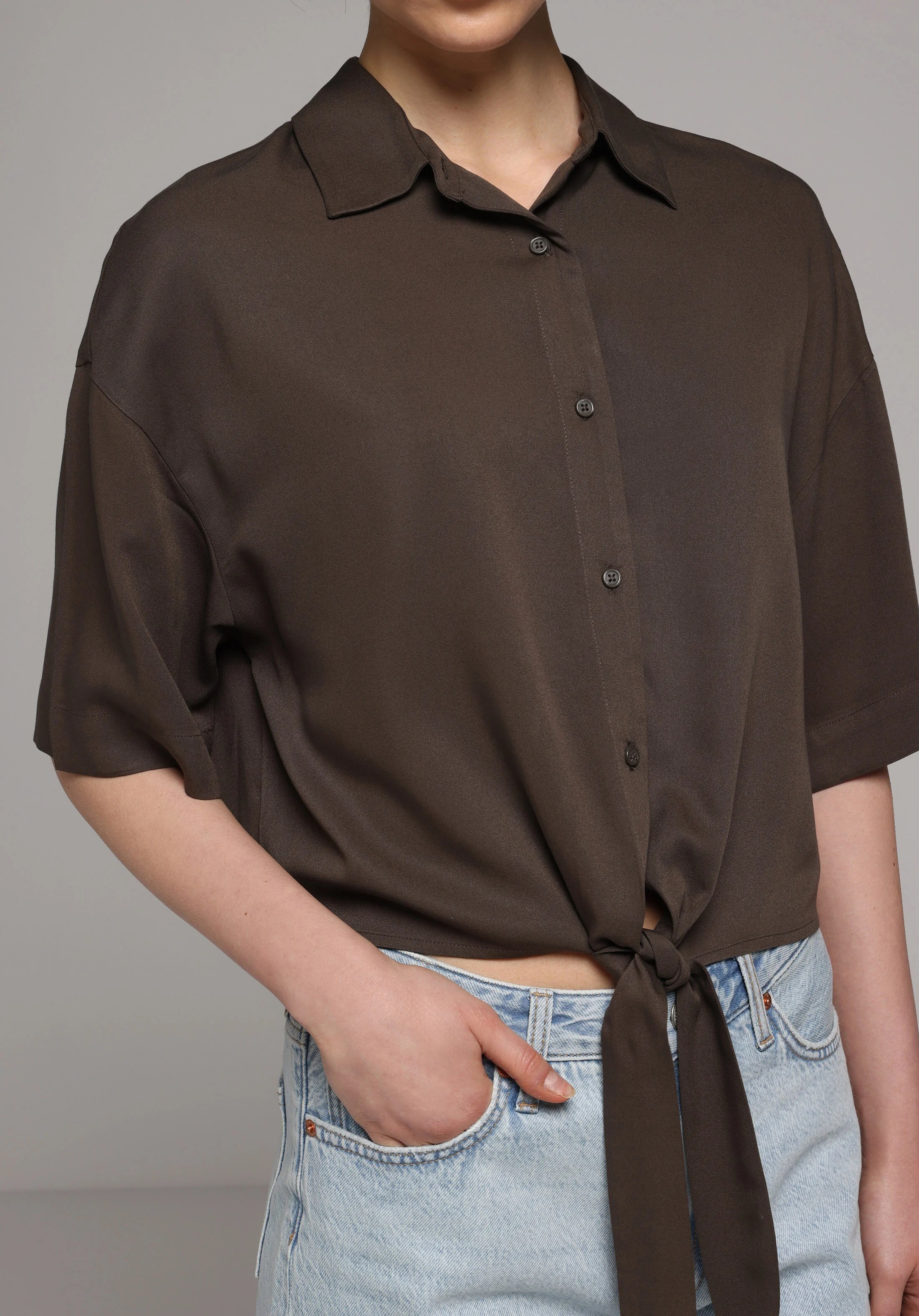 DOKUMA ÜST KADIN KISA KOL GÖMLEK Fashion Fit