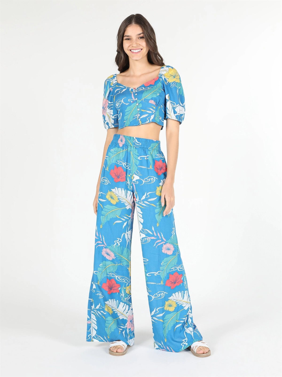 DOKUMA ÜST KADIN KISA KOL GÖMLEK Slim Fit