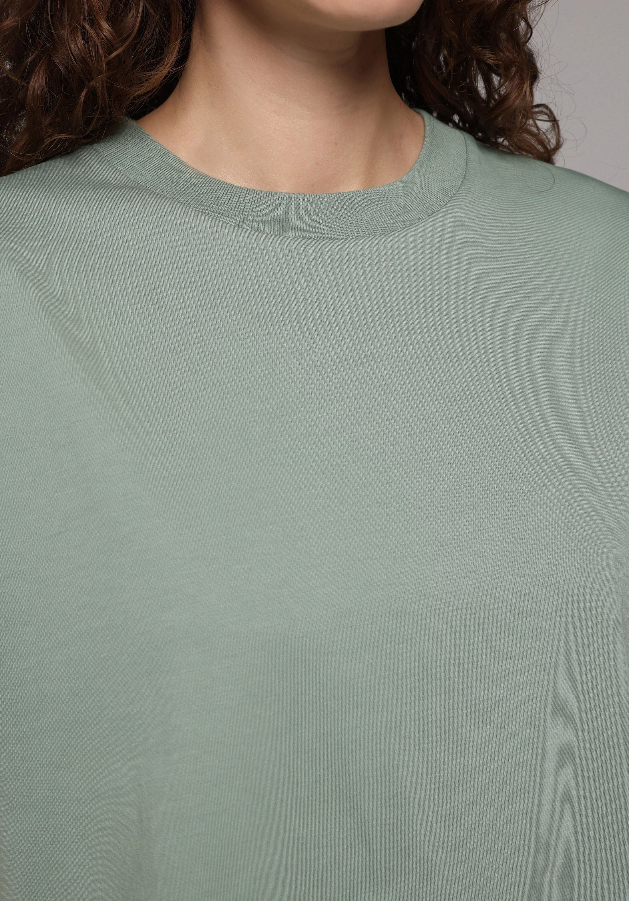 ÖRME KADIN KISA KOL T-SHIRT Regular Fit