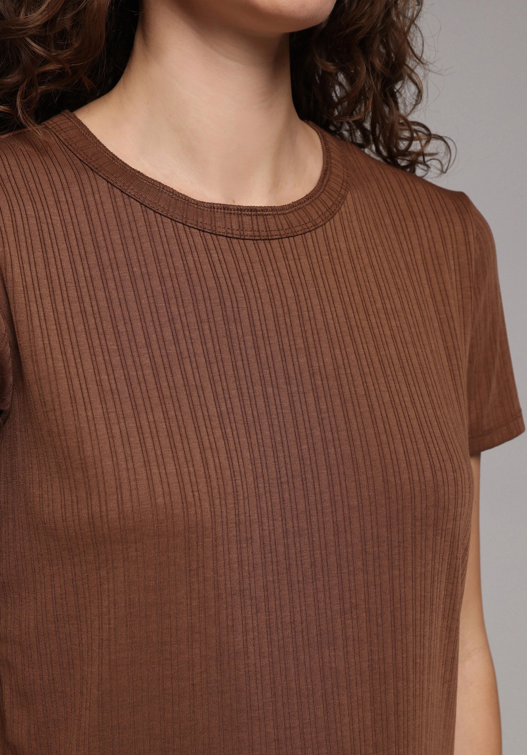 ÖRME KADIN KISA KOL T-SHIRT Regular Fit
