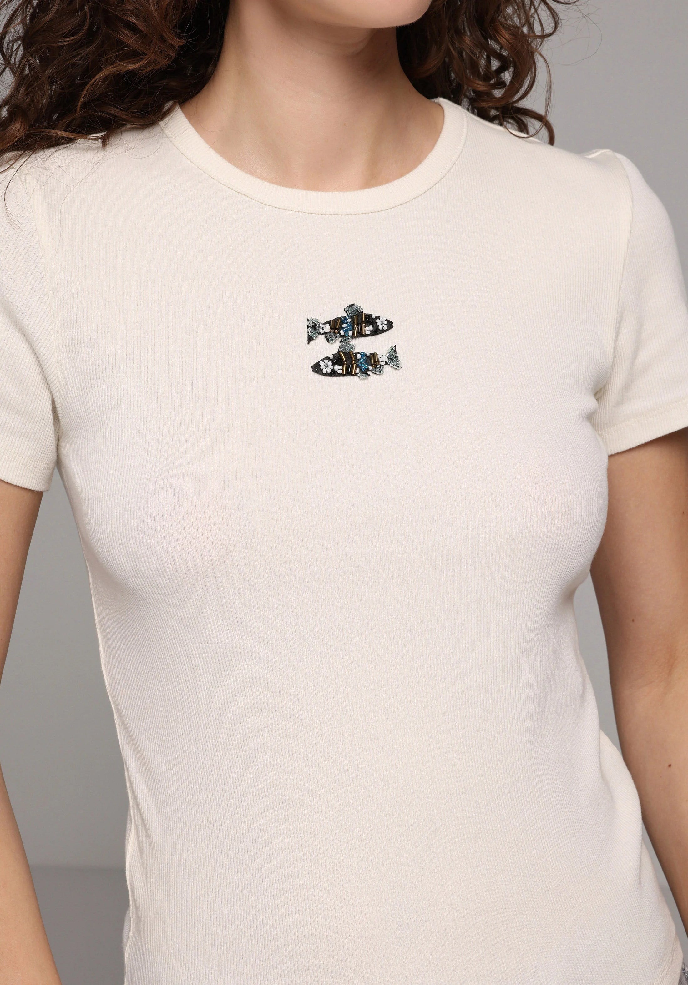 ÖRME KADIN KISA KOL T-SHIRT Slim Fit