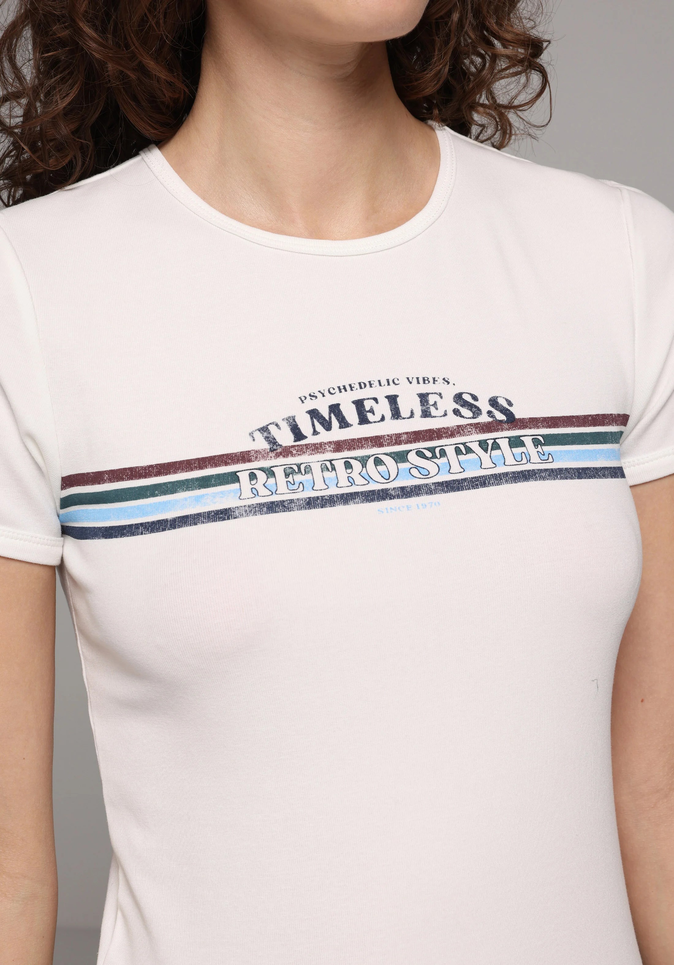 ÖRME KADIN KISA KOL T-SHIRT Slim Fit